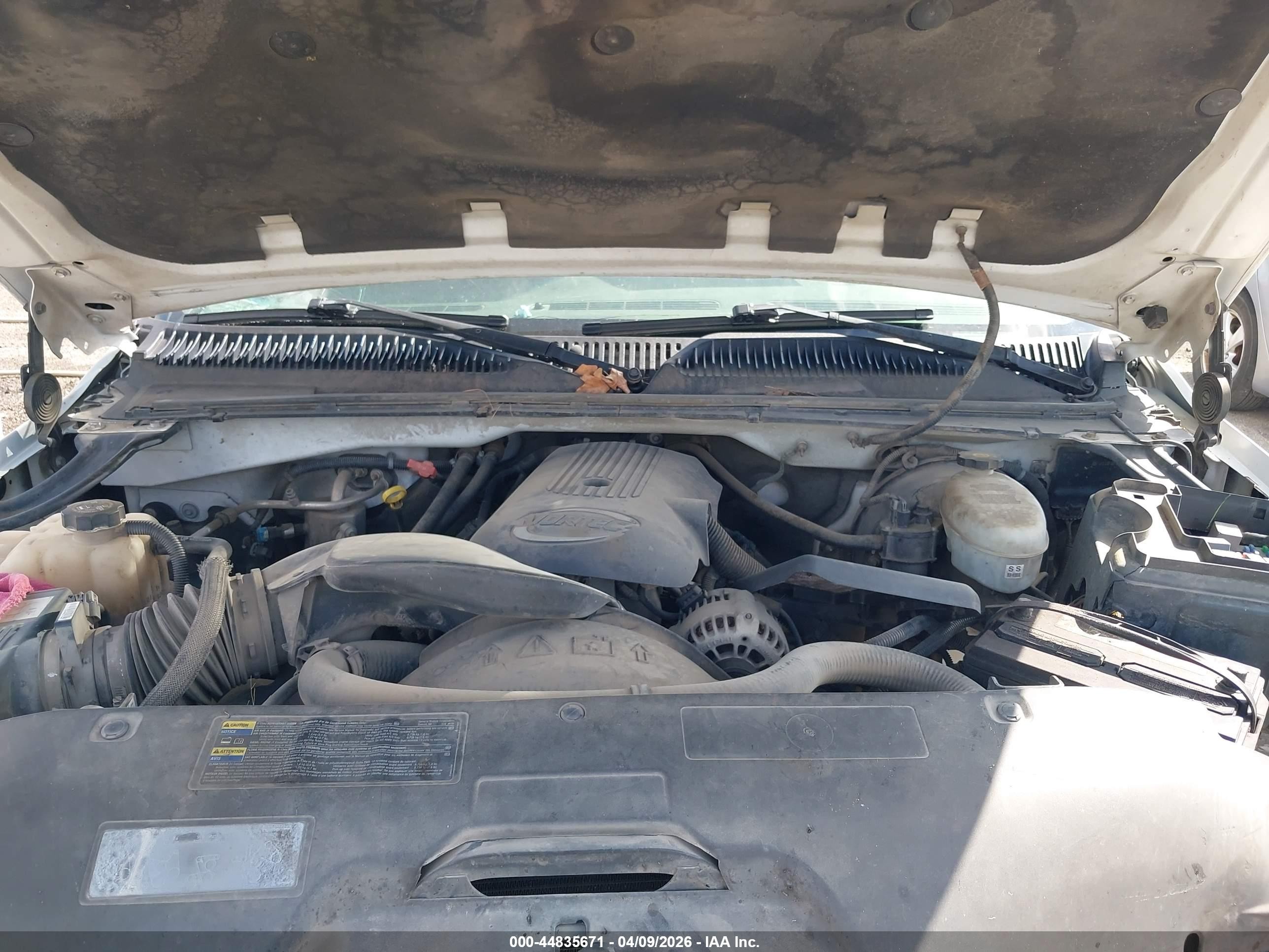 2004 Gmc Sierra 1500 Work Truck White vin: 1GTEC19V74E253018