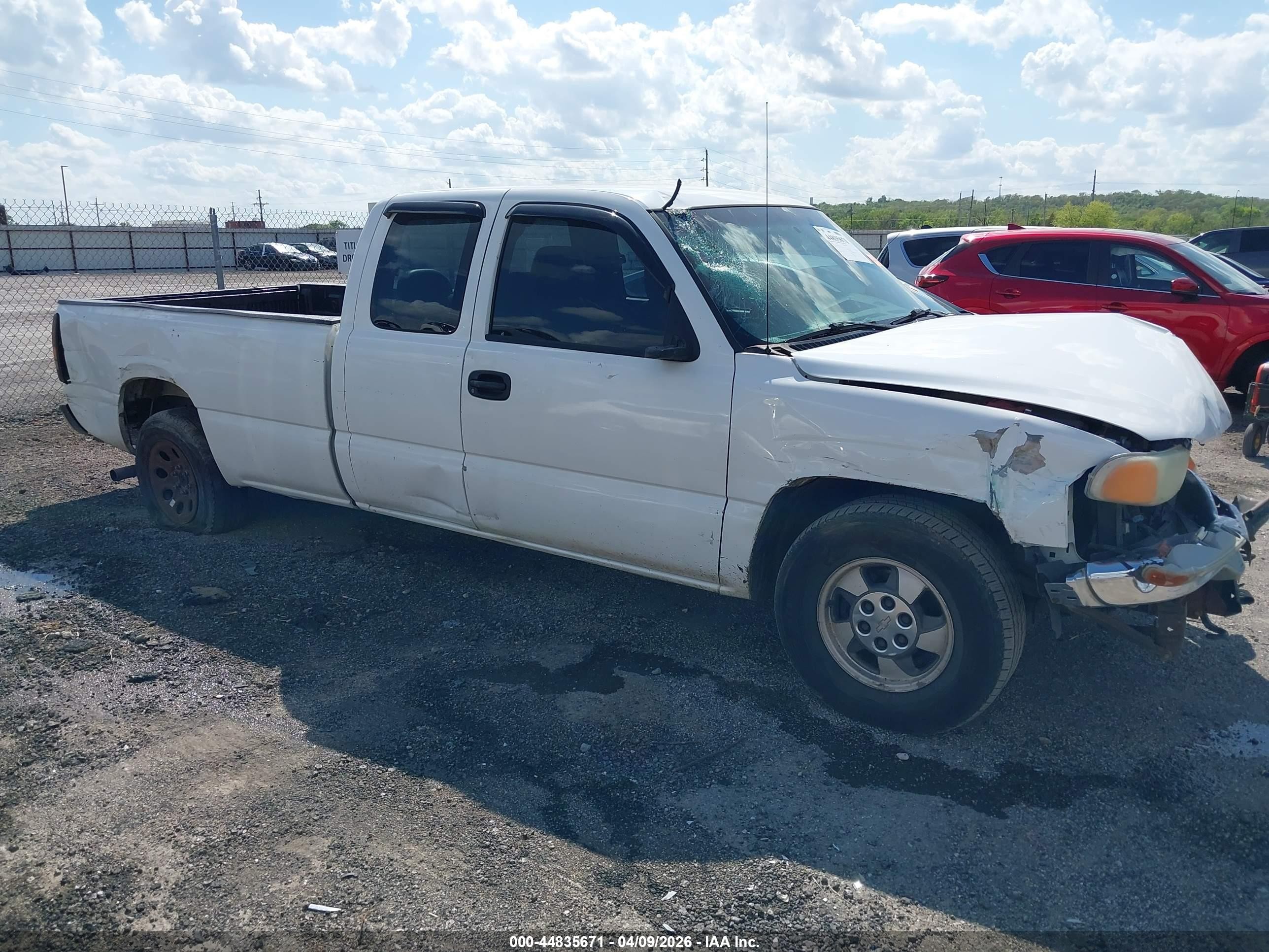 2004 Gmc Sierra 1500 Work Truck White vin: 1GTEC19V74E253018