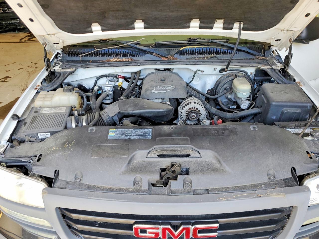 2007 Gmc New Sierra C1500 Classic White vin: 1GTEC19V97E116456