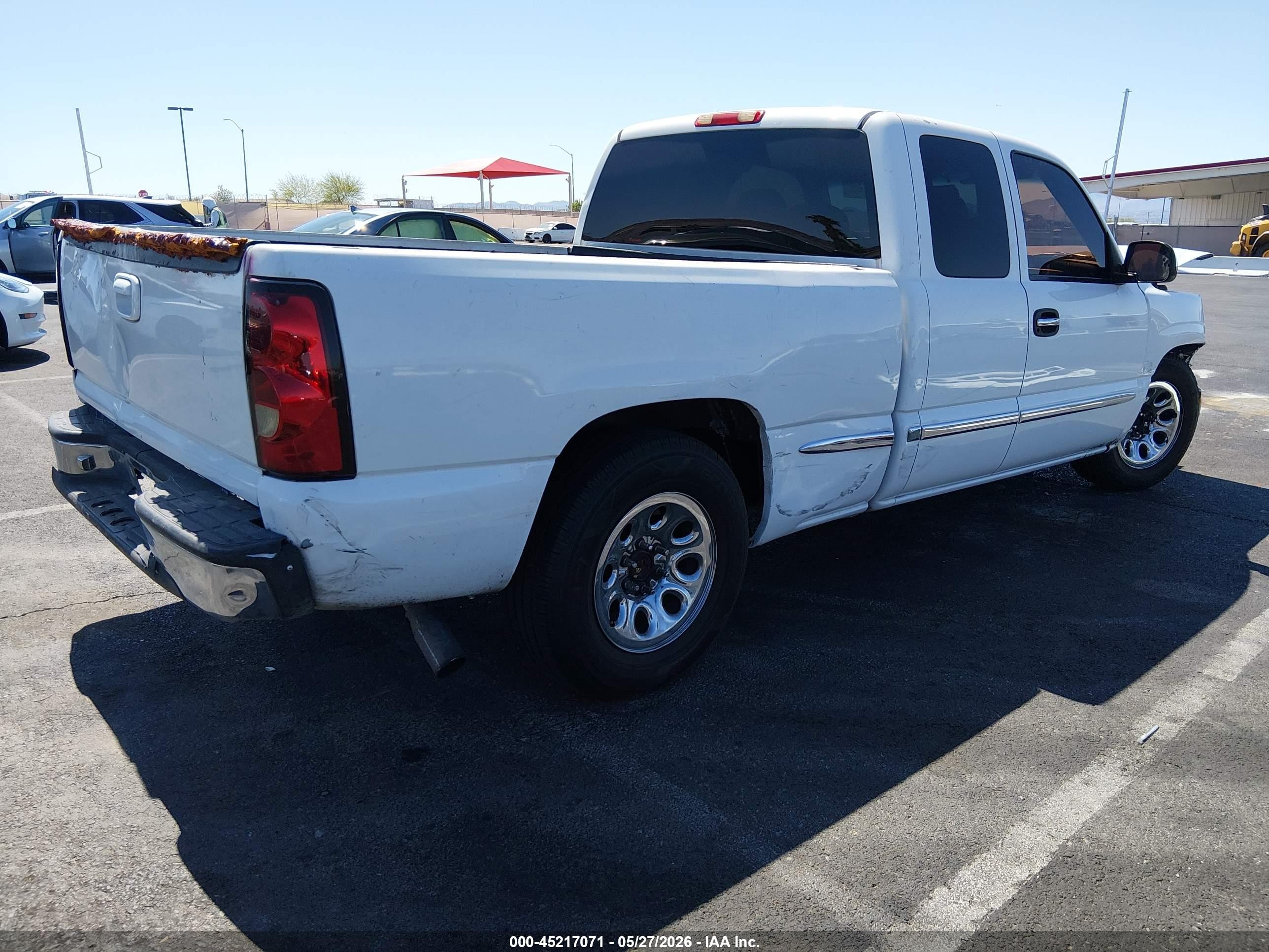 2000 Gmc Sierra 1500 Sle White vin: 1GTEC19V9YZ314979