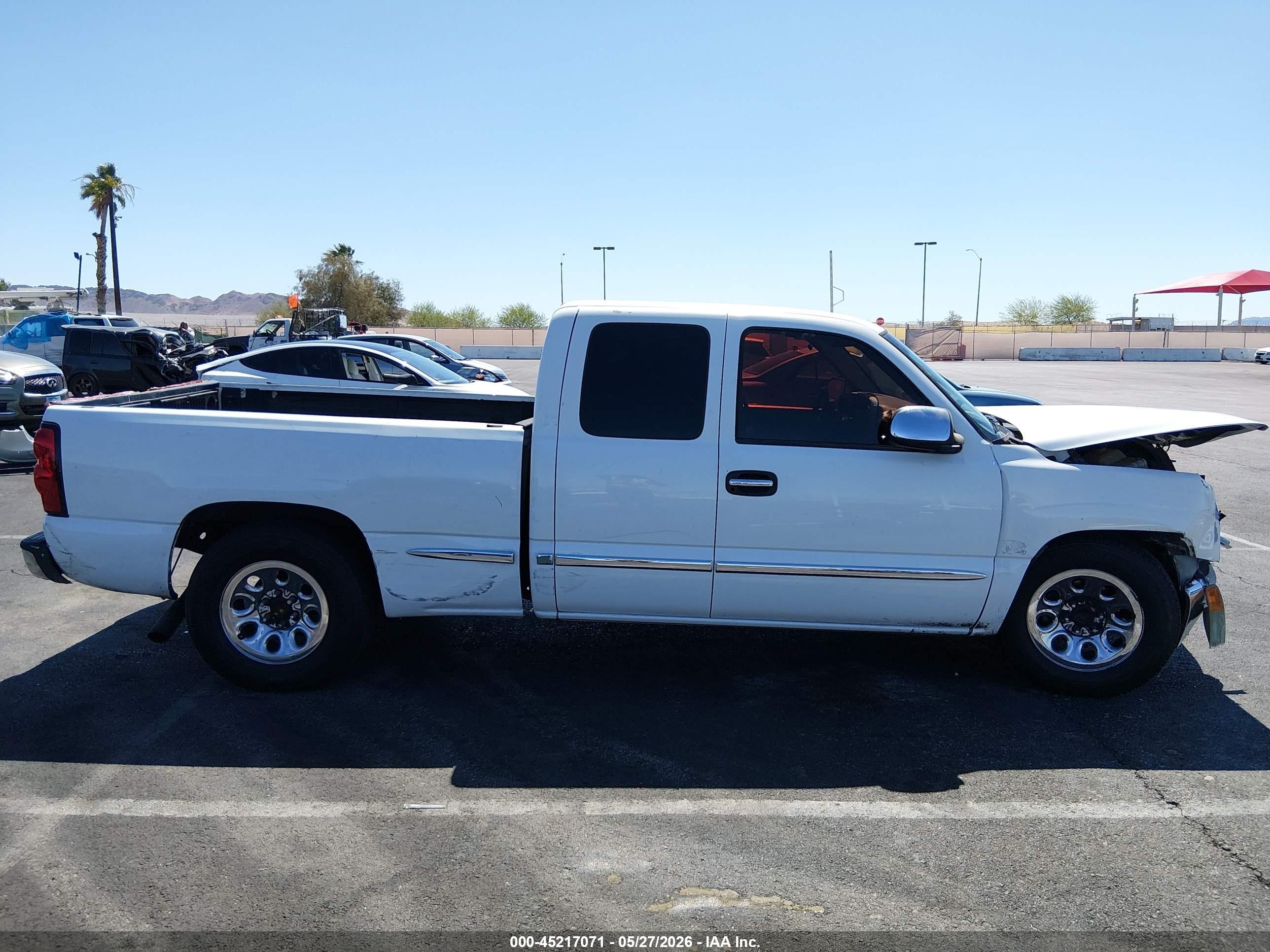 2000 Gmc Sierra 1500 Sle White vin: 1GTEC19V9YZ314979