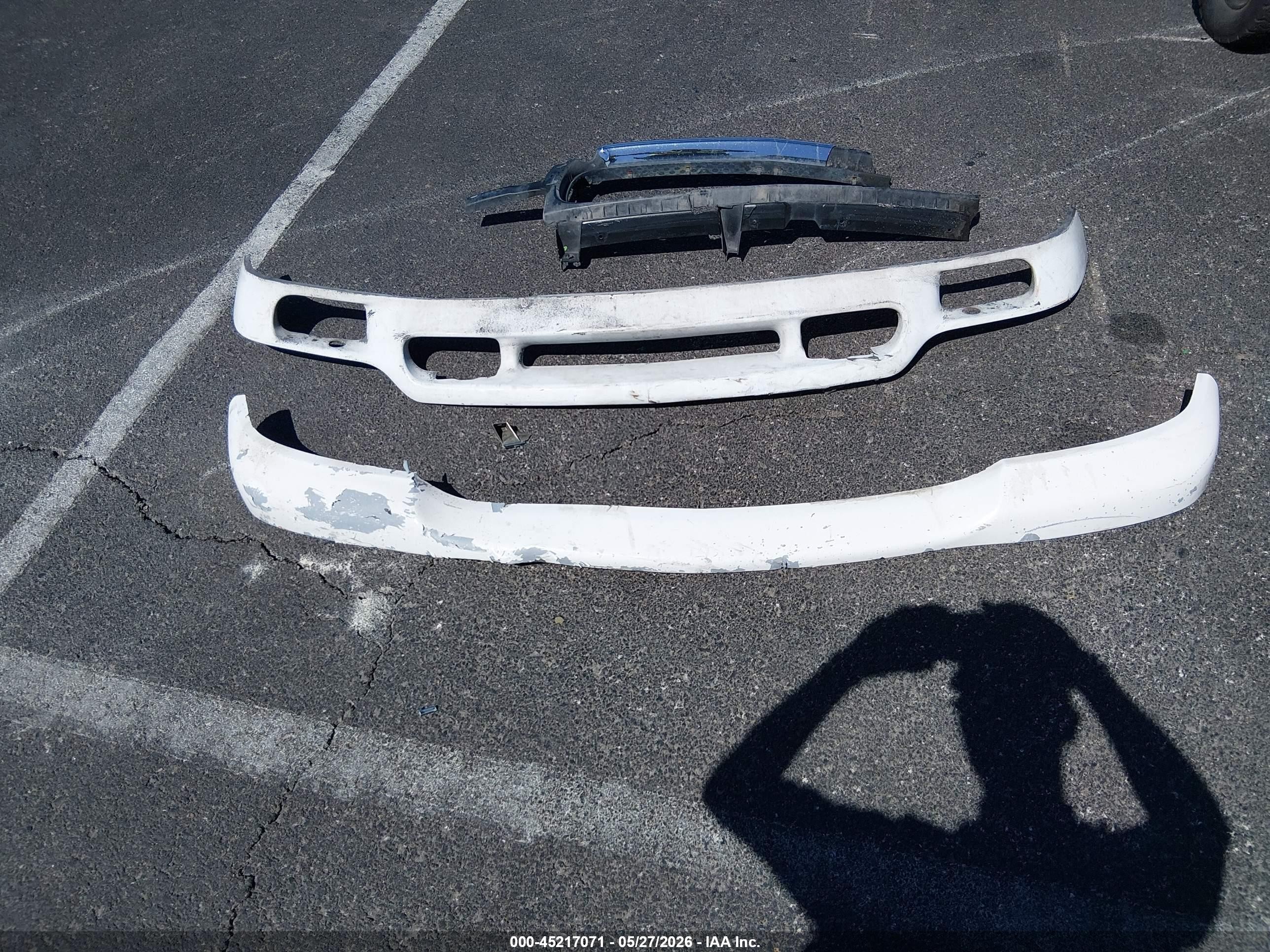 2000 Gmc Sierra 1500 Sle White vin: 1GTEC19V9YZ314979