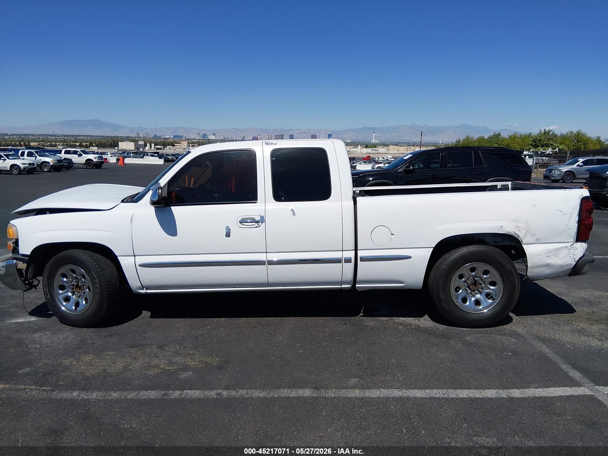 2000 Gmc Sierra 1500 Sle White vin: 1GTEC19V9YZ314979