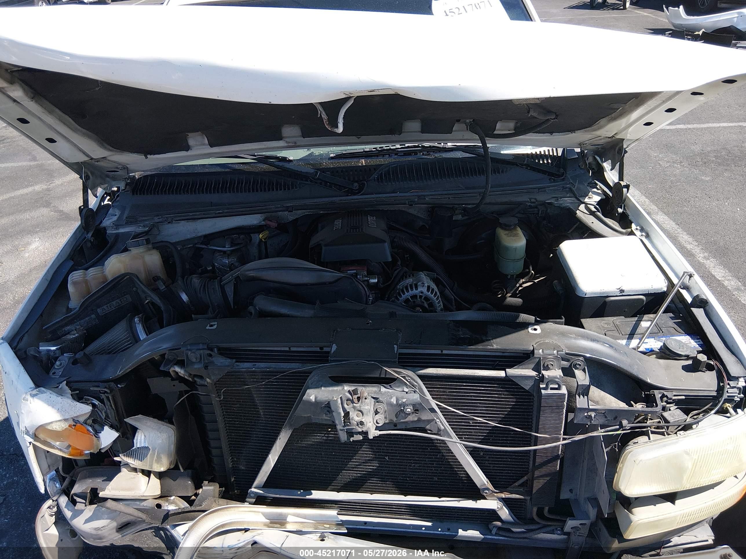 2000 Gmc Sierra 1500 Sle White vin: 1GTEC19V9YZ314979