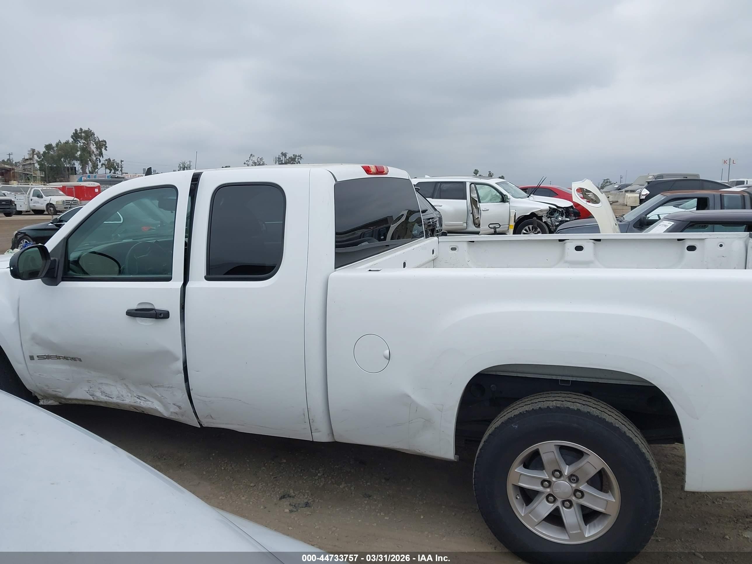 2009 Gmc Sierra 1500 Work Truck White vin: 1GTEC19X09Z134969