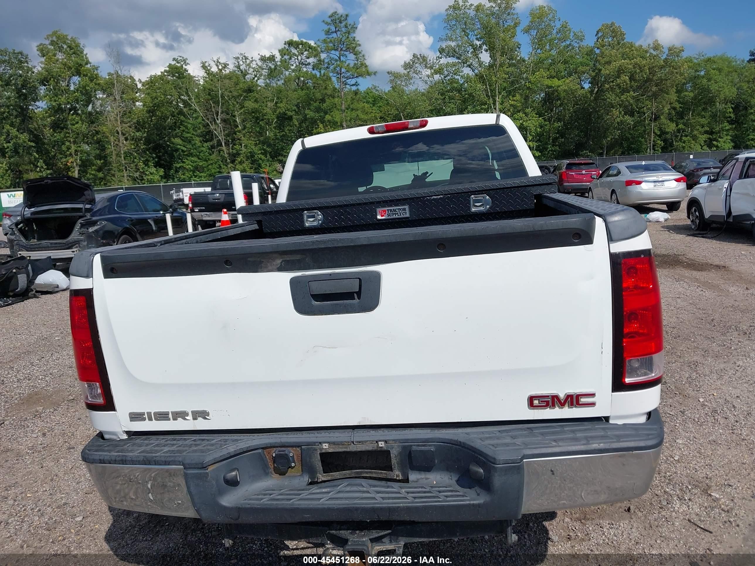 2008 Gmc Sierra 1500 Work Truck White vin: 1GTEC19X18Z191549