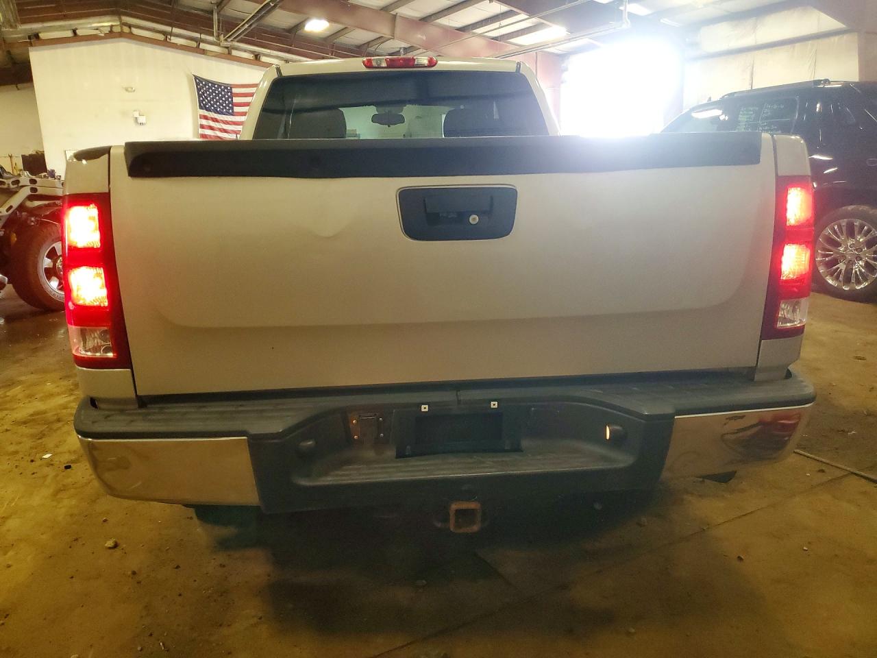 2009 Gmc Sierra C1500 Серебряный vin: 1GTEC19X89Z168397