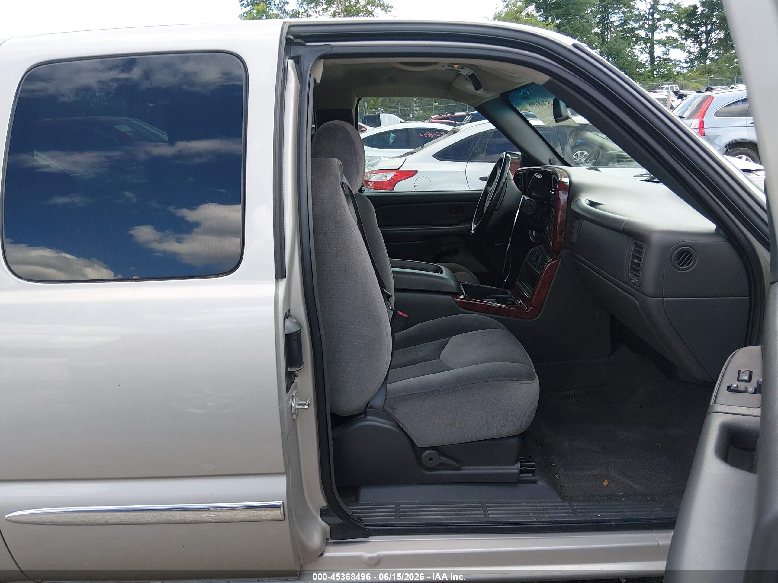 2006 Gmc Sierra 1500 Sle2 Серый vin: 1GTEC19Z06Z226158