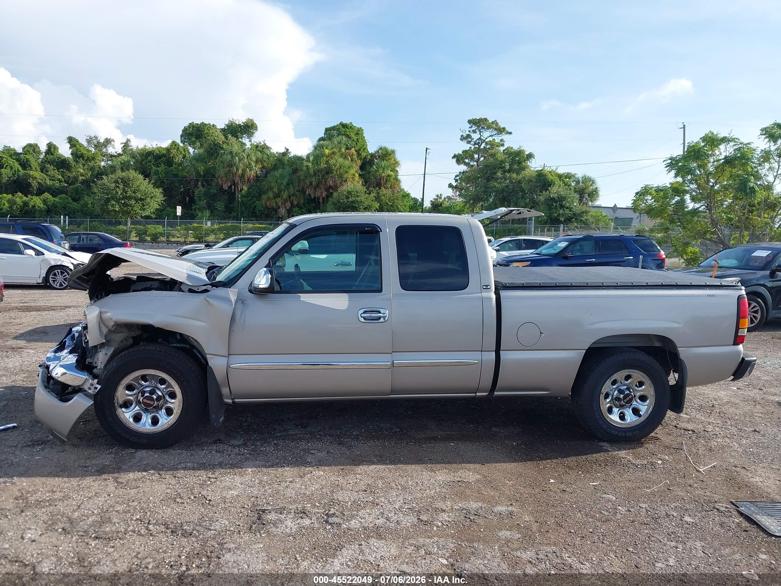 2005 Gmc Sierra 1500 Sle Beige vin: 1GTEC19Z55Z222699