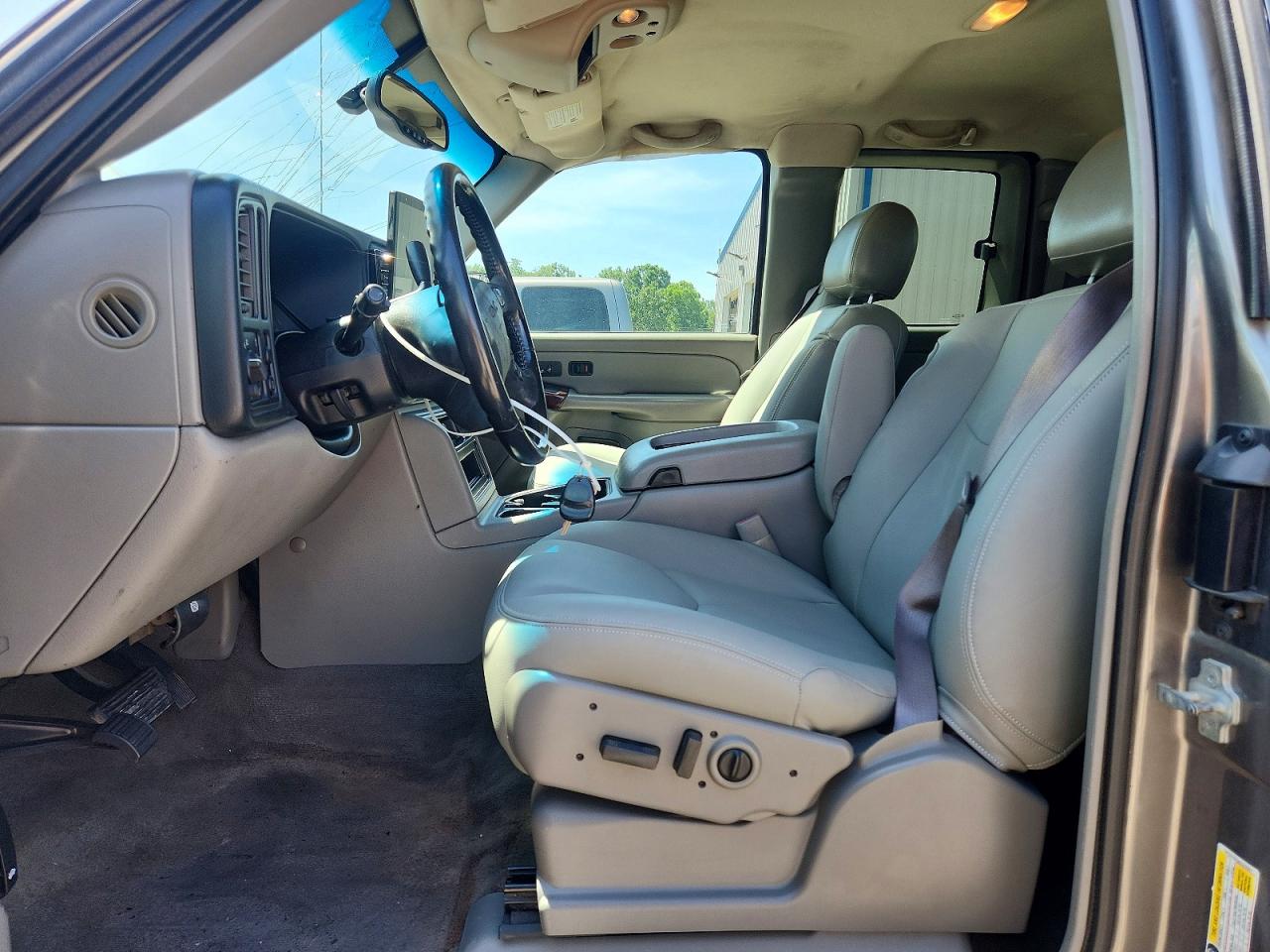 2006 Gmc New Sierra C1500 Tan vin: 1GTEC19Z56Z222591