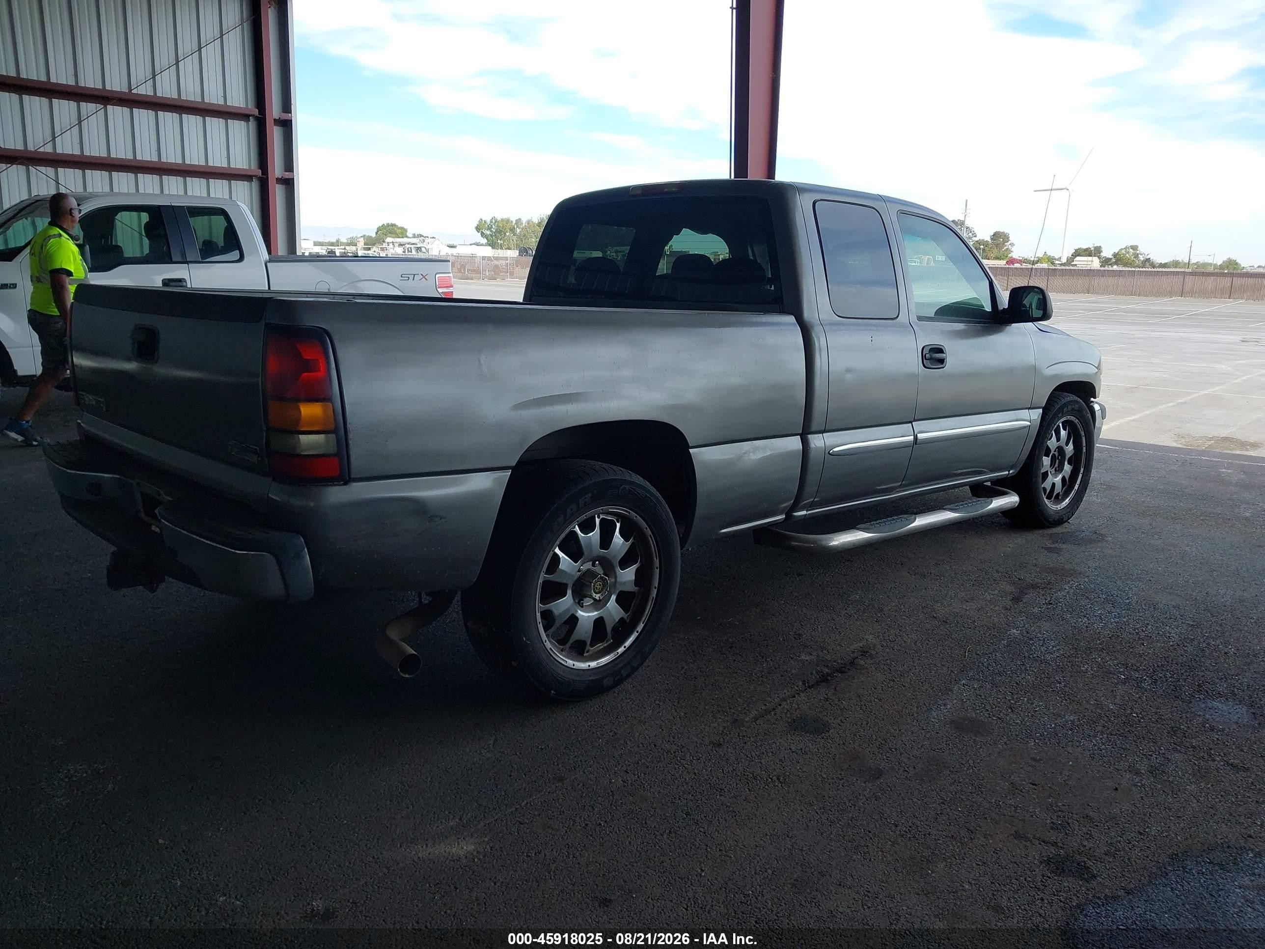 2007 Gmc Sierra 1500 Classic Sle1 Gray vin: 1GTEC19ZX7Z189458
