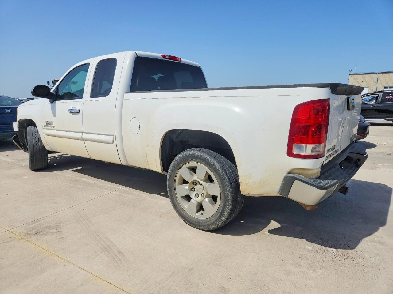 2009 Gmc Sierra C1500 Sle White vin: 1GTEC29019Z185857