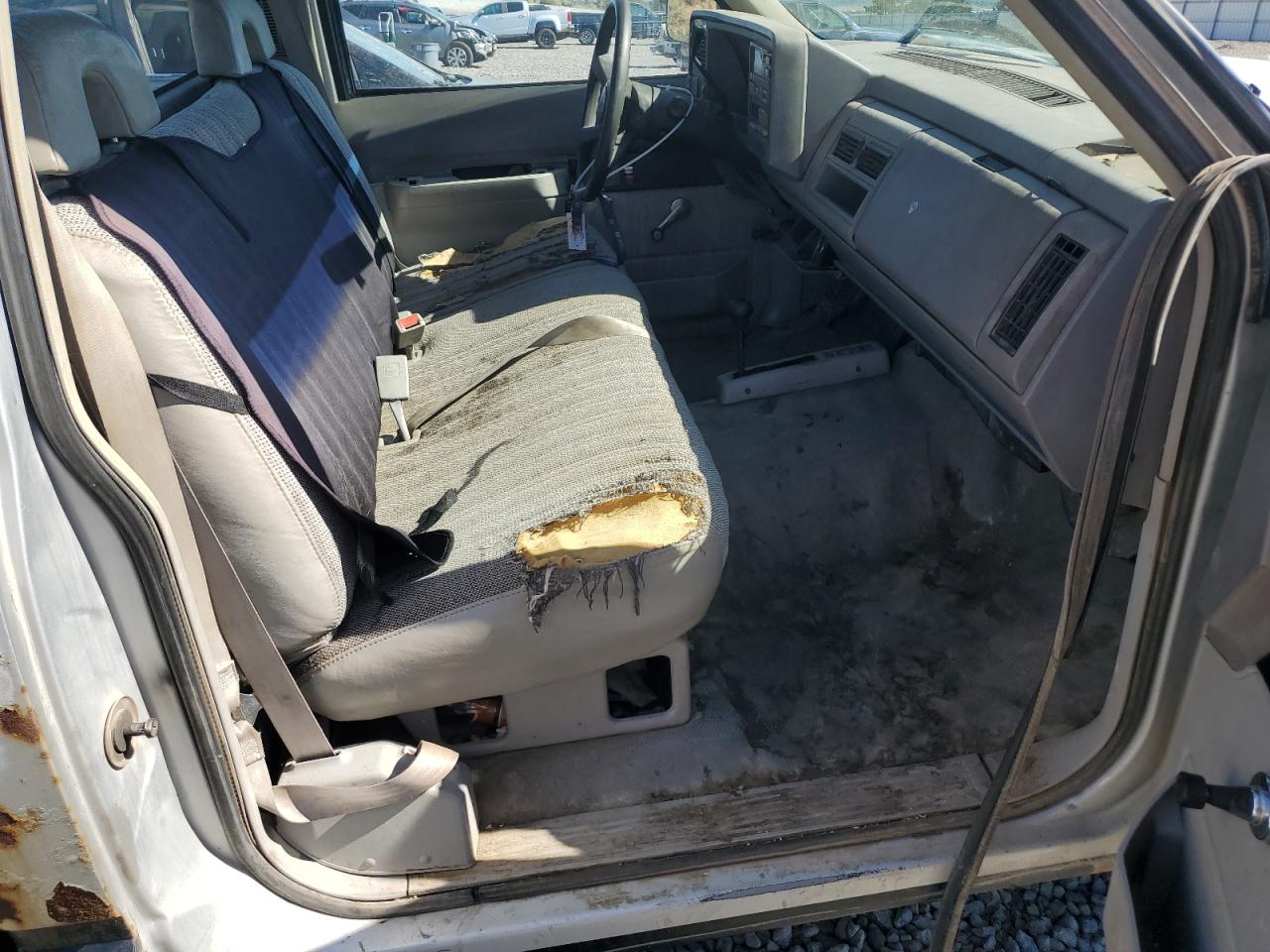 1992 Gmc Sierra K1500 Белый vin: 1GTEK14K5NE548779
