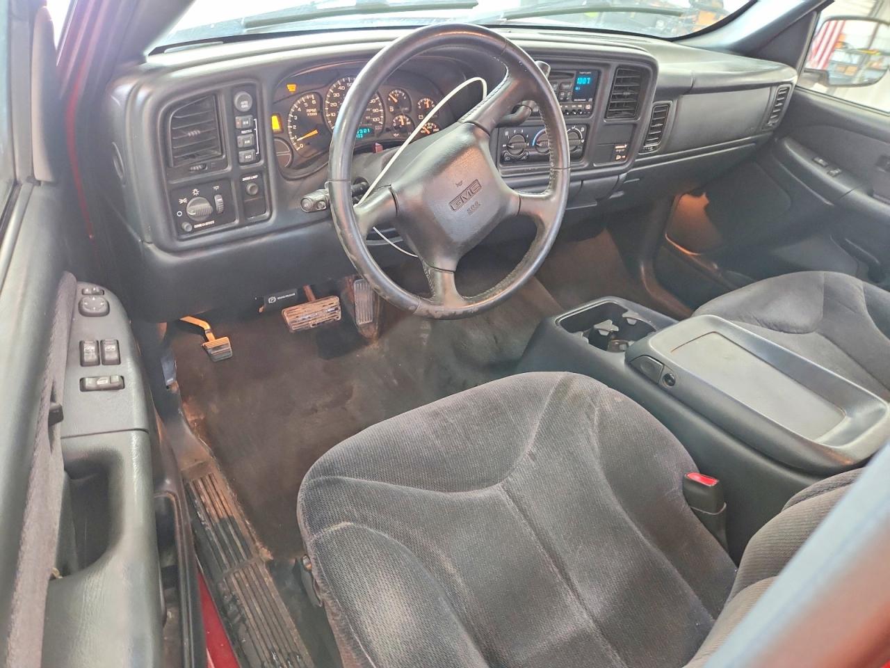2000 Gmc New Sierra K1500 Красный vin: 1GTEK14T3YZ123017