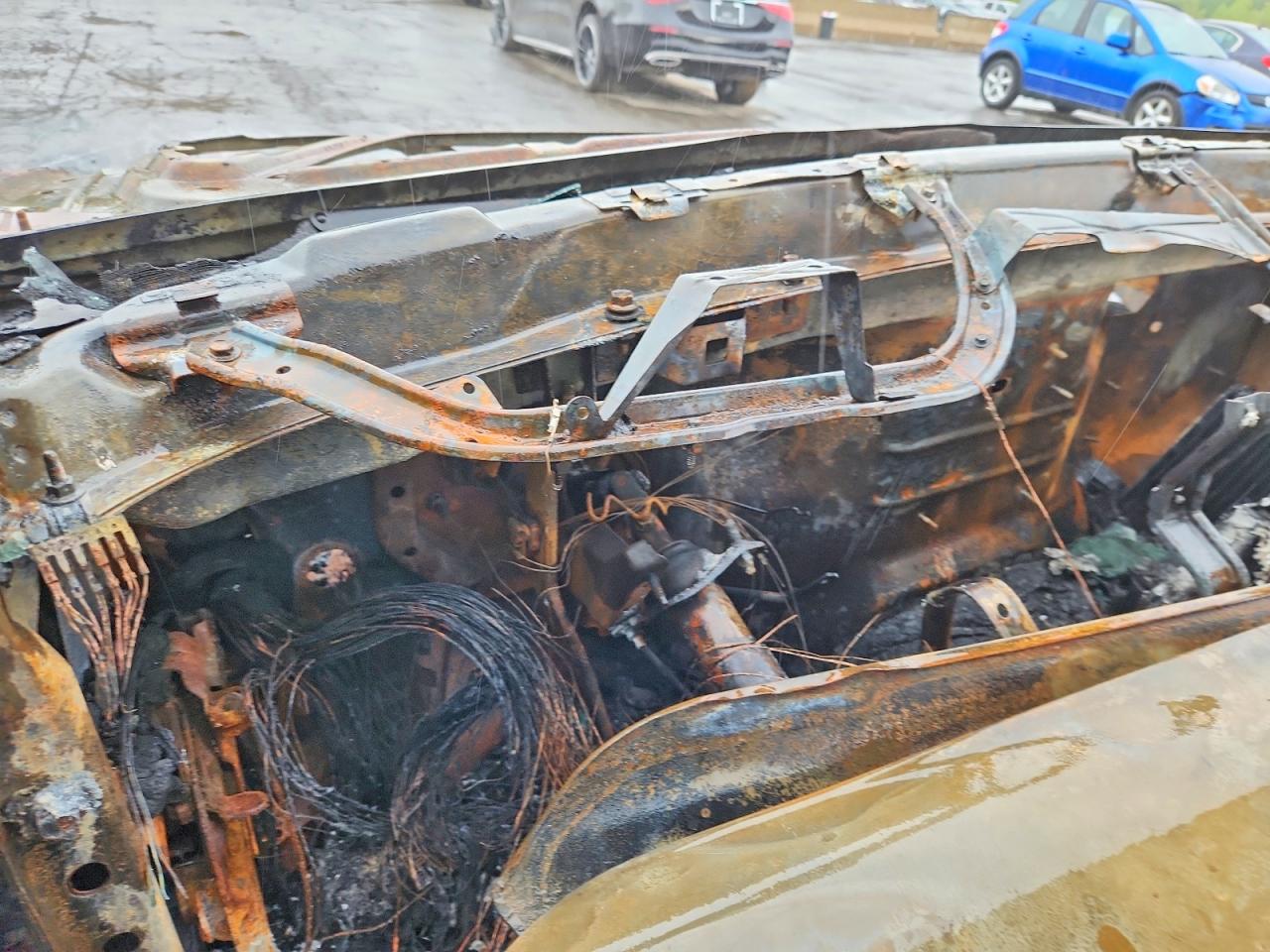 2002 Gmc New Sierra K1500 Burn vin: 1GTEK14V52Z155184