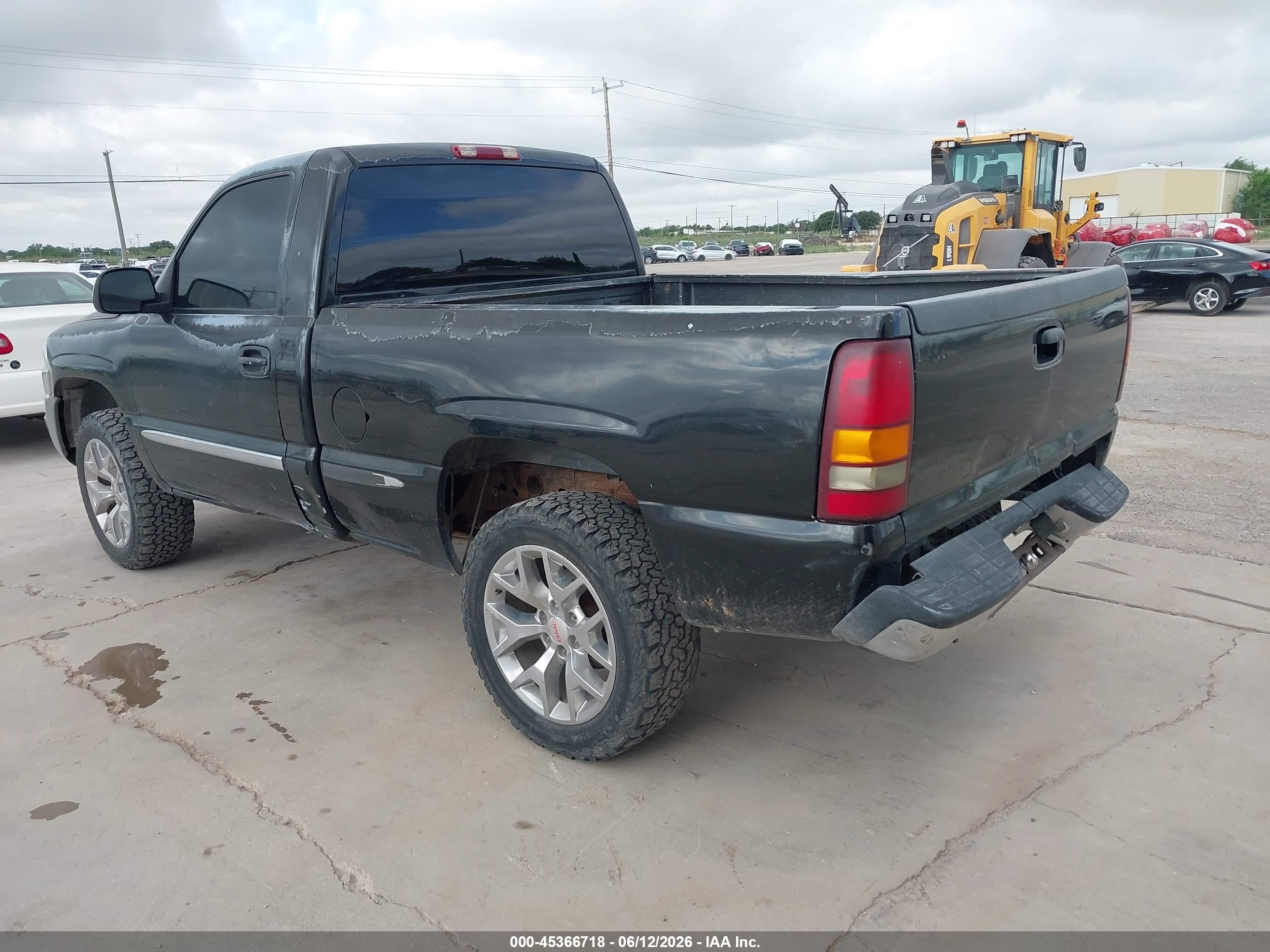 2000 Gmc Sierra 1500 Sl Черный vin: 1GTEK14V9YZ220790