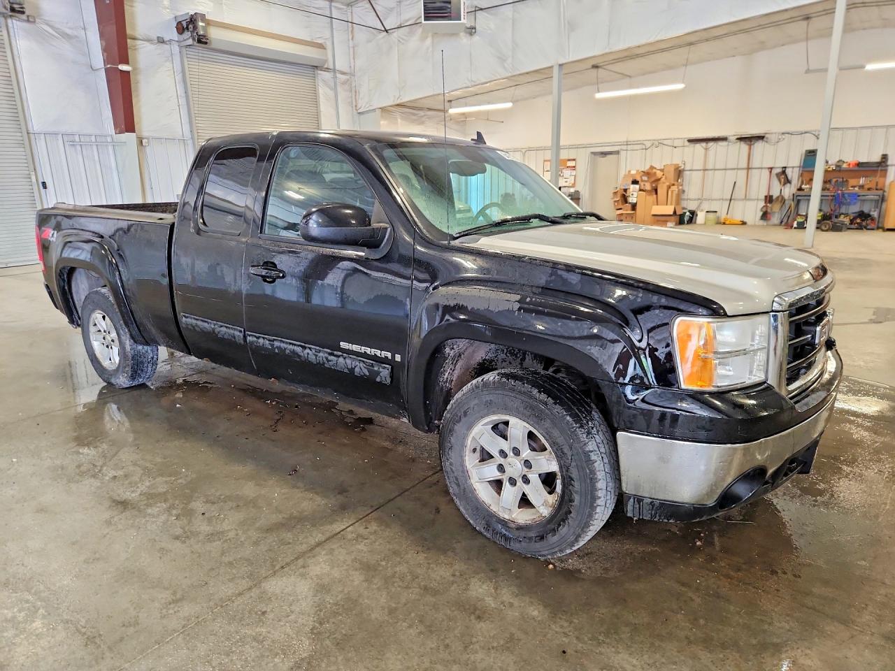2008 Gmc Sierra K1500 Black vin: 1GTEK19068Z210876