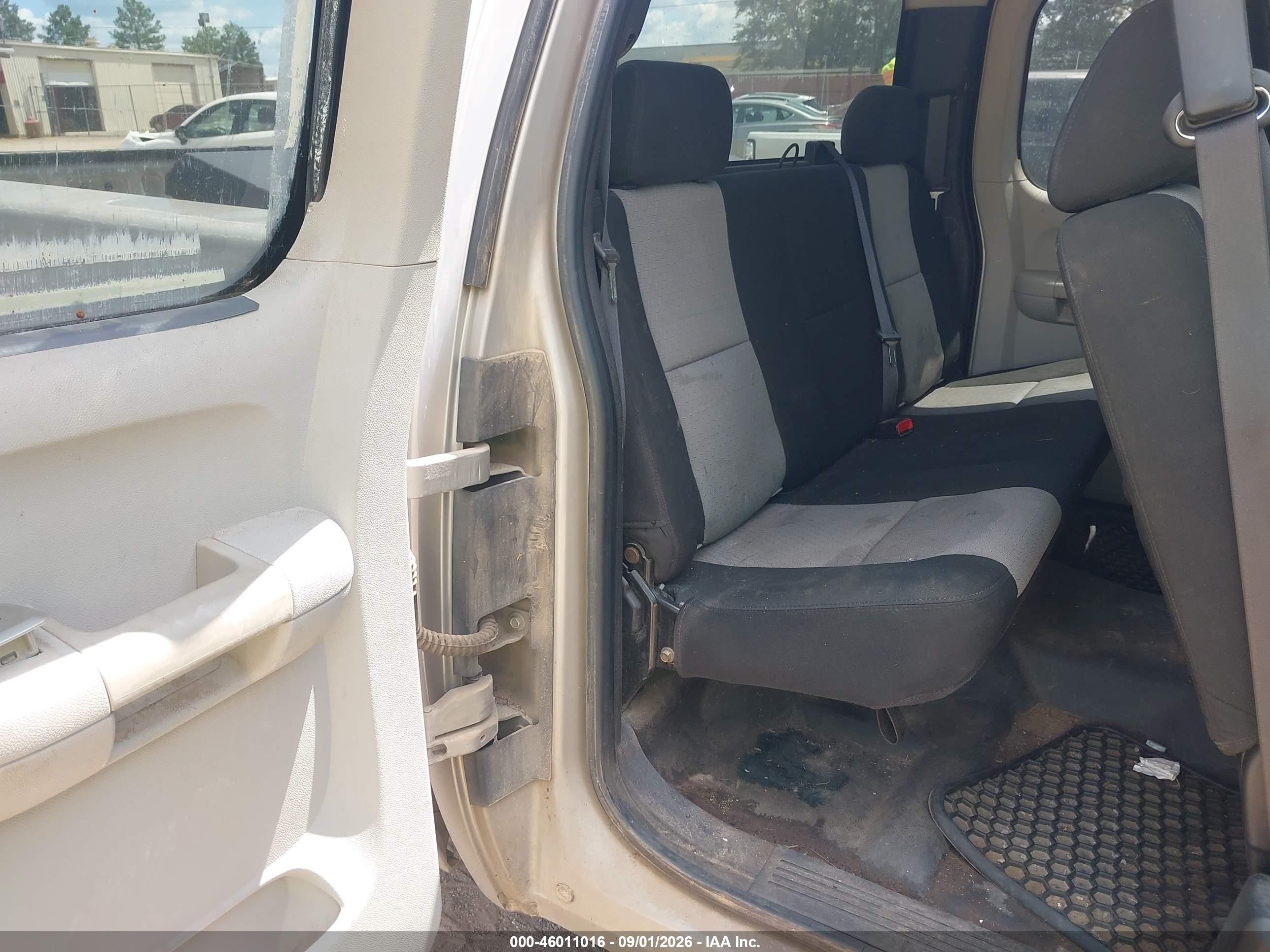 2008 Gmc Sierra 1500 Work Truck Tan vin: 1GTEK19098Z328632