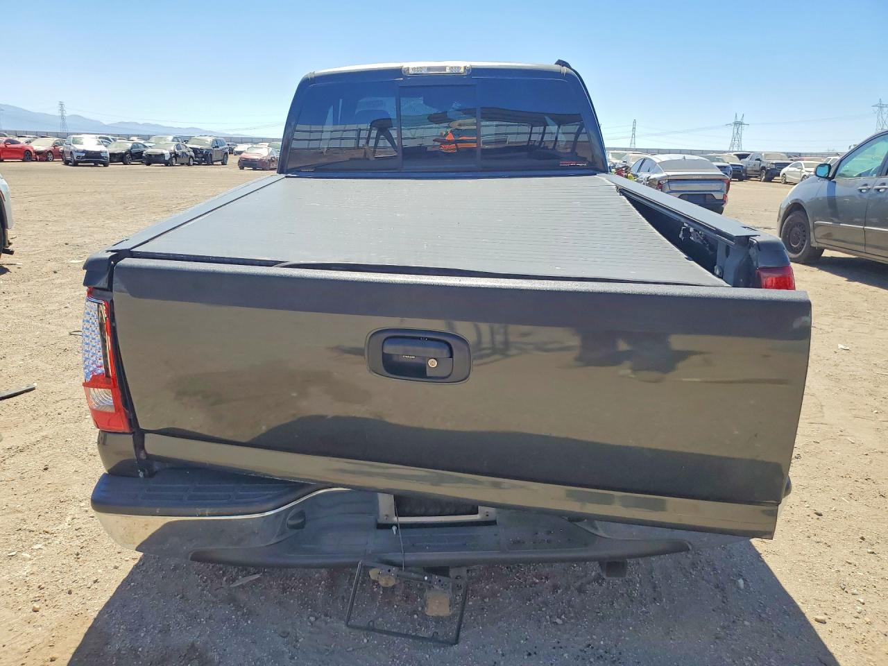 2005 Gmc New Sierra K1500 Black vin: 1GTEK19B05E216337