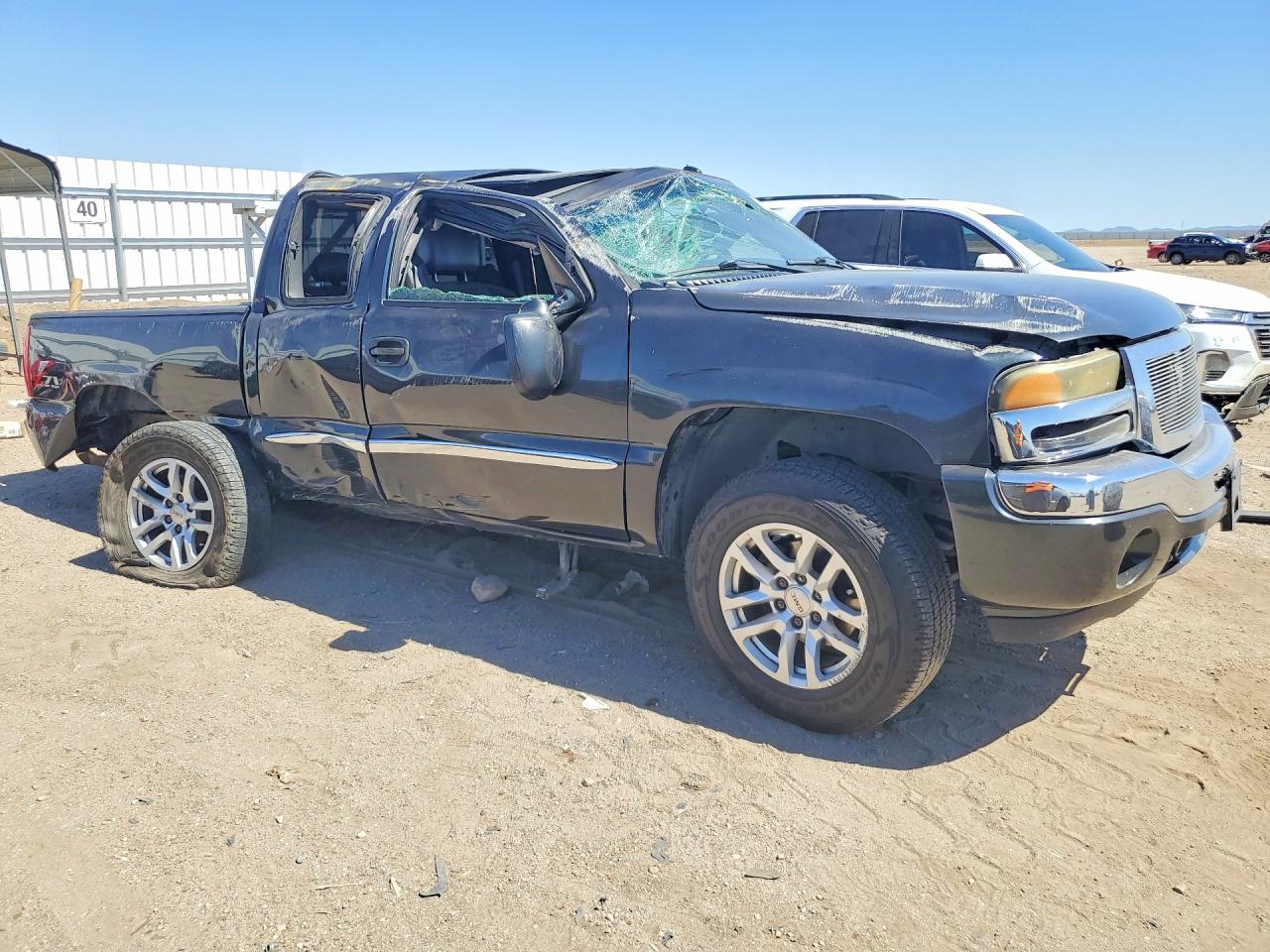 2005 Gmc New Sierra K1500 Black vin: 1GTEK19B05E216337