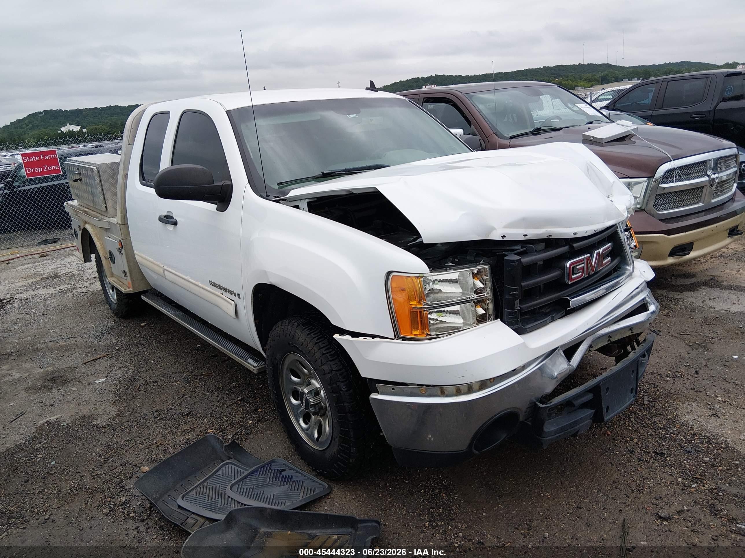 2009 Gmc Sierra 1500 Sl Белый vin: 1GTEK19C09Z213364