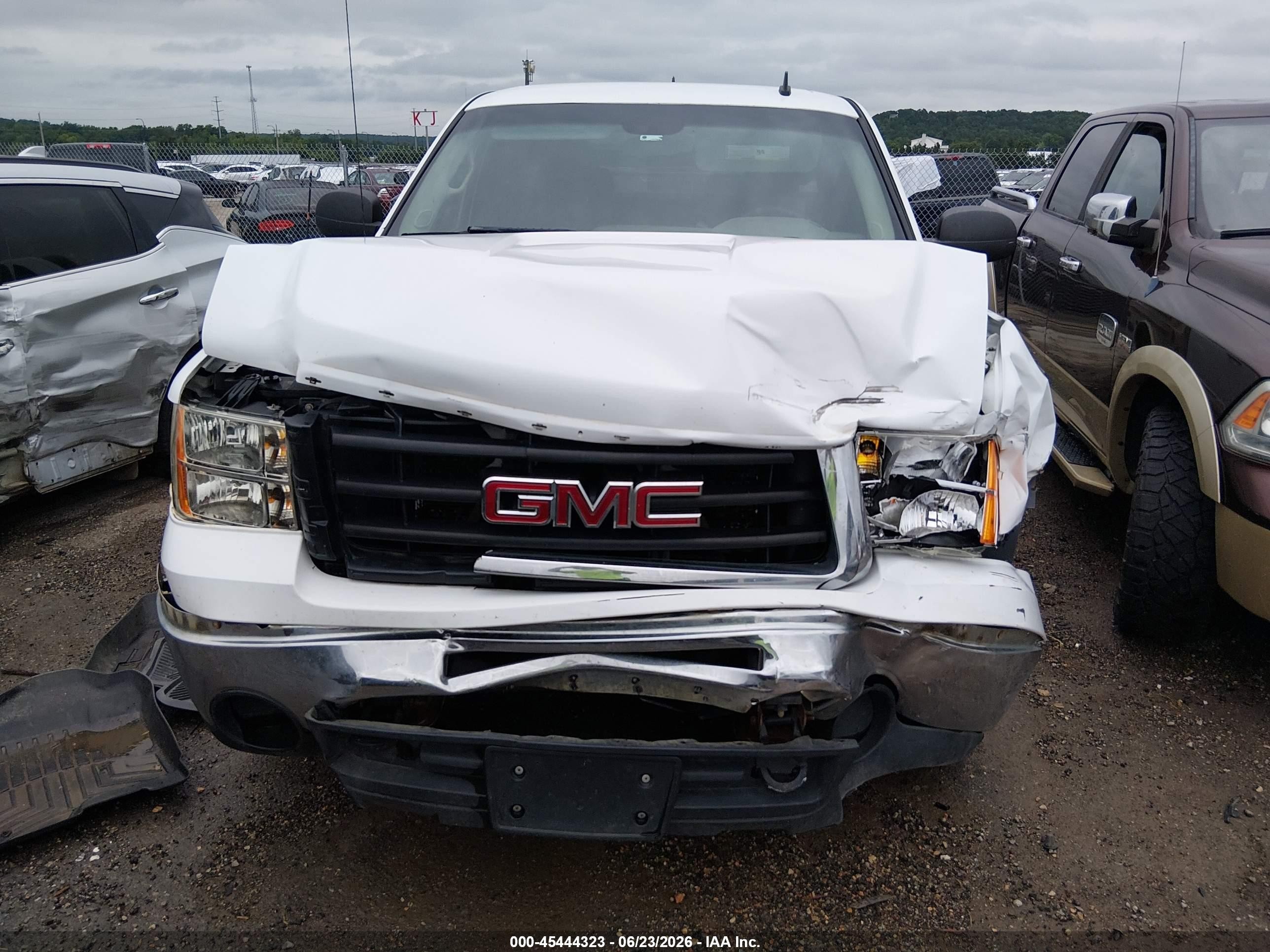 2009 Gmc Sierra 1500 Sl Белый vin: 1GTEK19C09Z213364