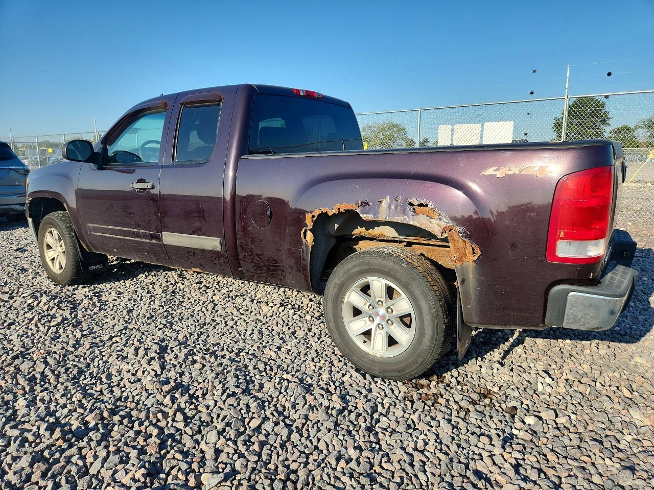 2009 Gmc Sierra K1500 Maroon vin: 1GTEK19C29Z185440