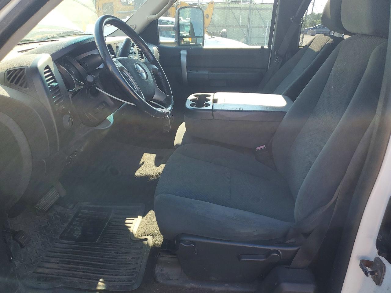 2008 Gmc Sierra K1500 White vin: 1GTEK19J38Z165095