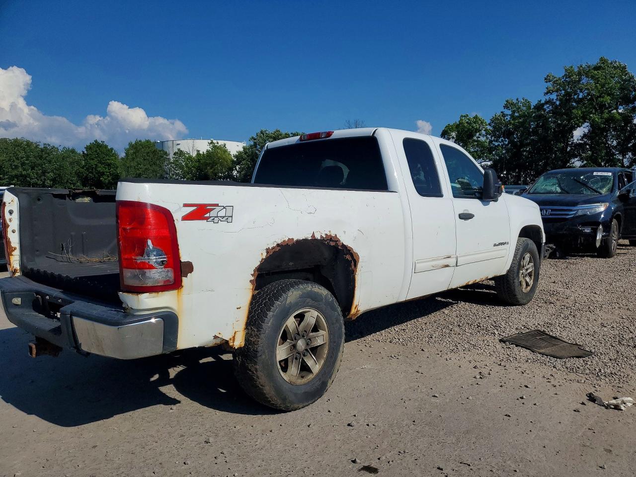 2008 Gmc Sierra K1500 White vin: 1GTEK19J38Z165095