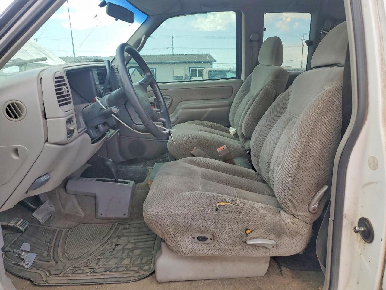 1995 Gmc Sierra K1500 White vin: 1GTEK19K3SE547604