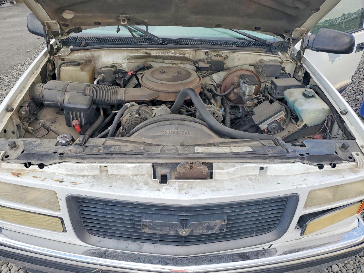 1995 Gmc Sierra K1500 White vin: 1GTEK19K3SE547604
