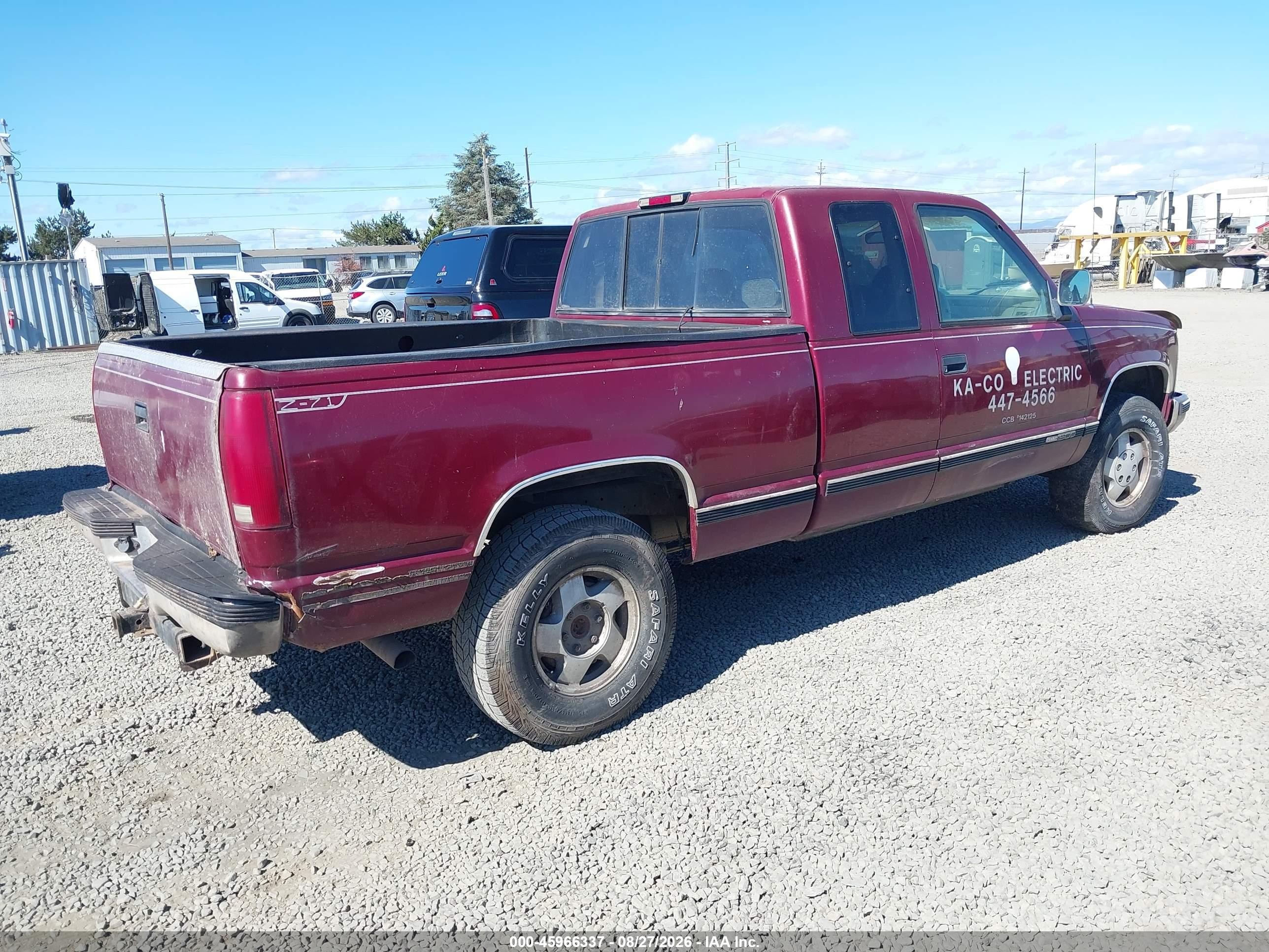 1994 Gmc Sierra K1500 Red vin: 1GTEK19K8RE559189