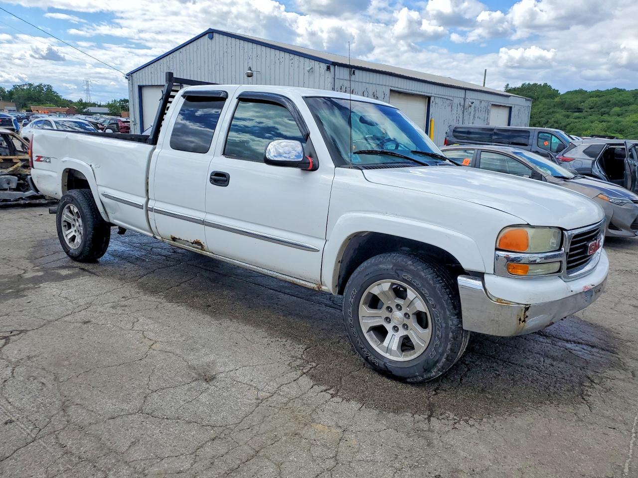 2002 Gmc New Sierra K1500 Белый vin: 1GTEK19T22E244791
