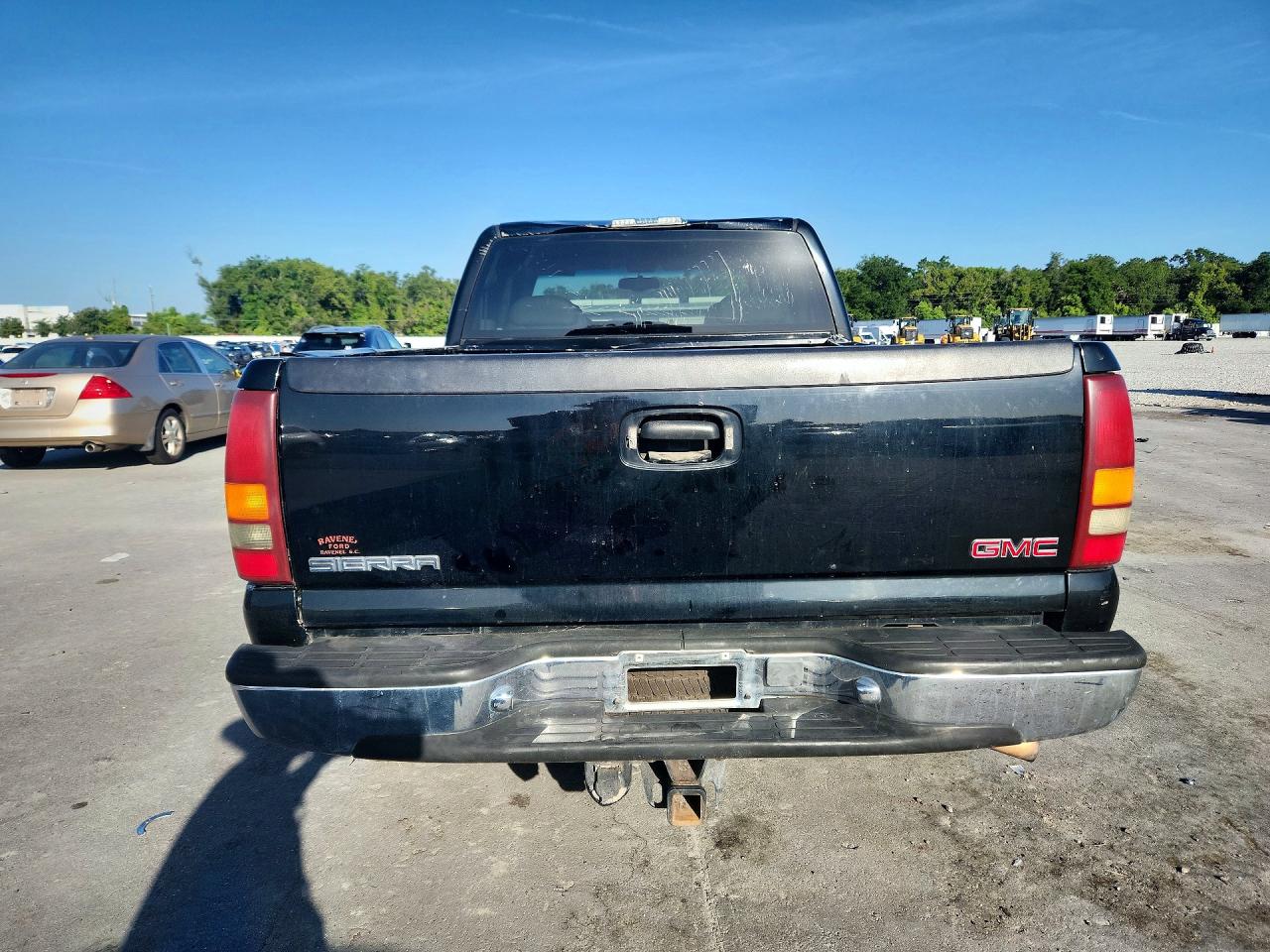 2000 Gmc New Sierra K1500 Black vin: 1GTEK19T2YZ265996