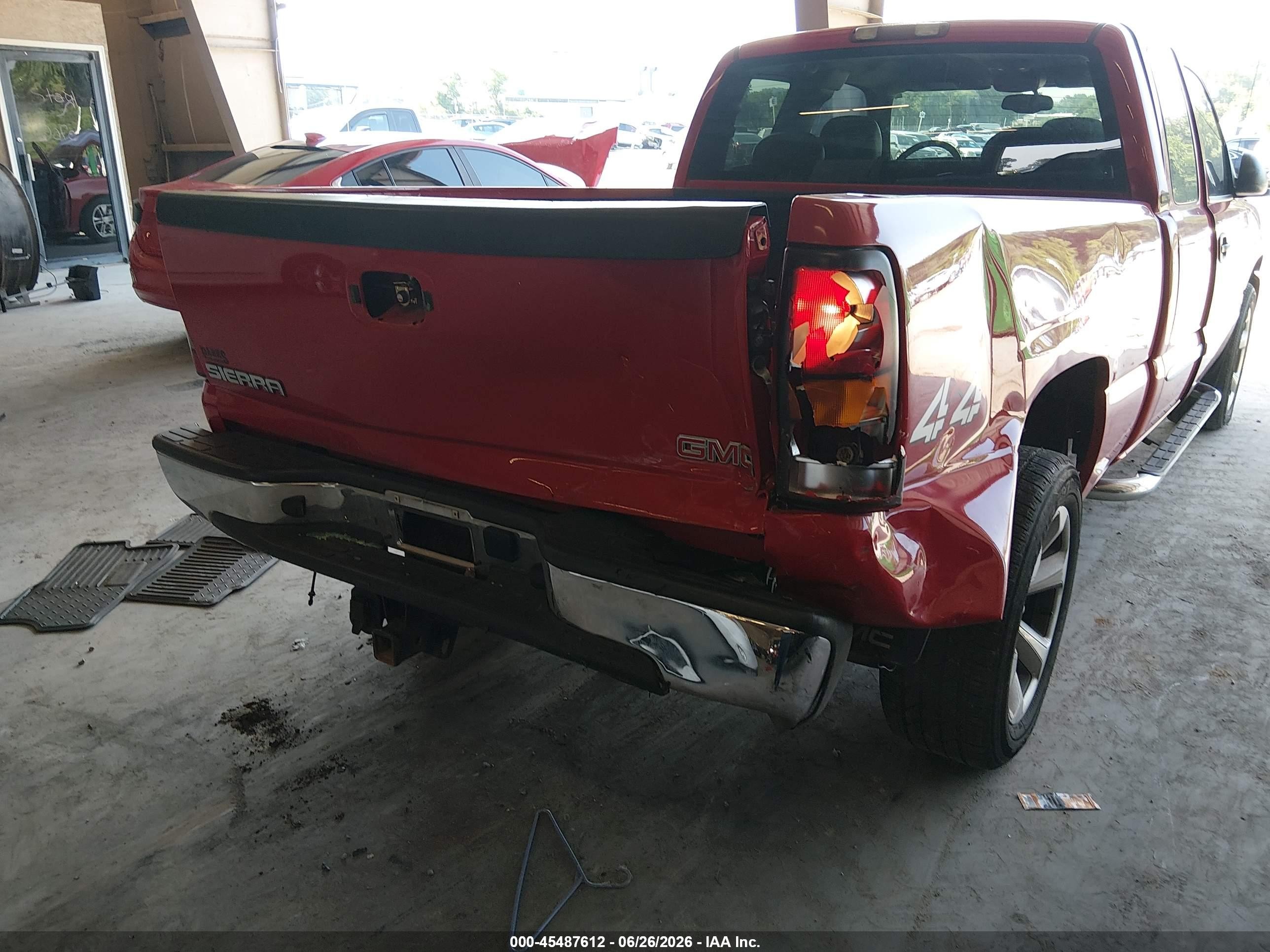 2004 Gmc Sierra 1500 Slt Красный vin: 1GTEK19T34E152138