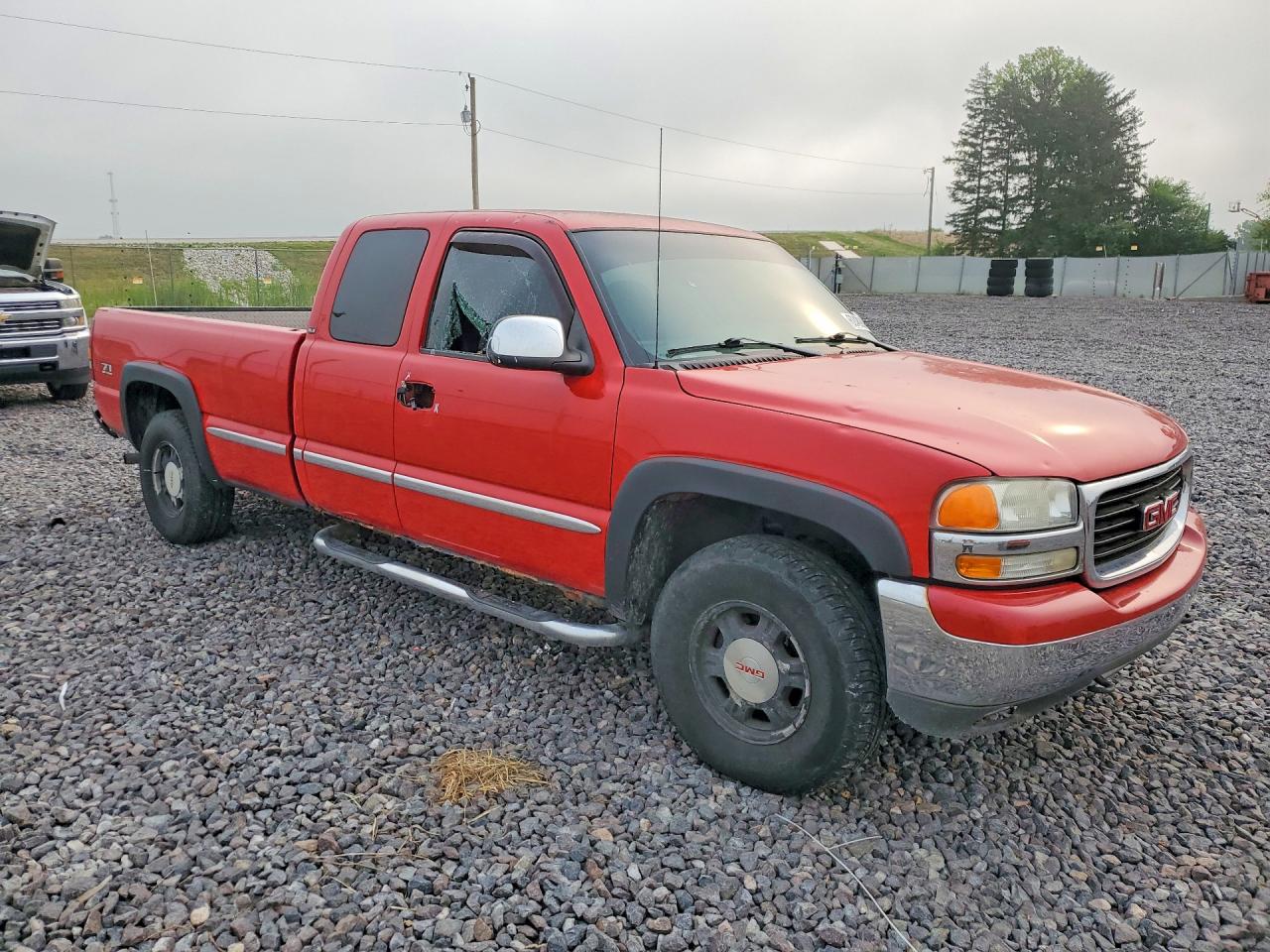 2002 Gmc New Sierra K1500 Red vin: 1GTEK19T62E154673