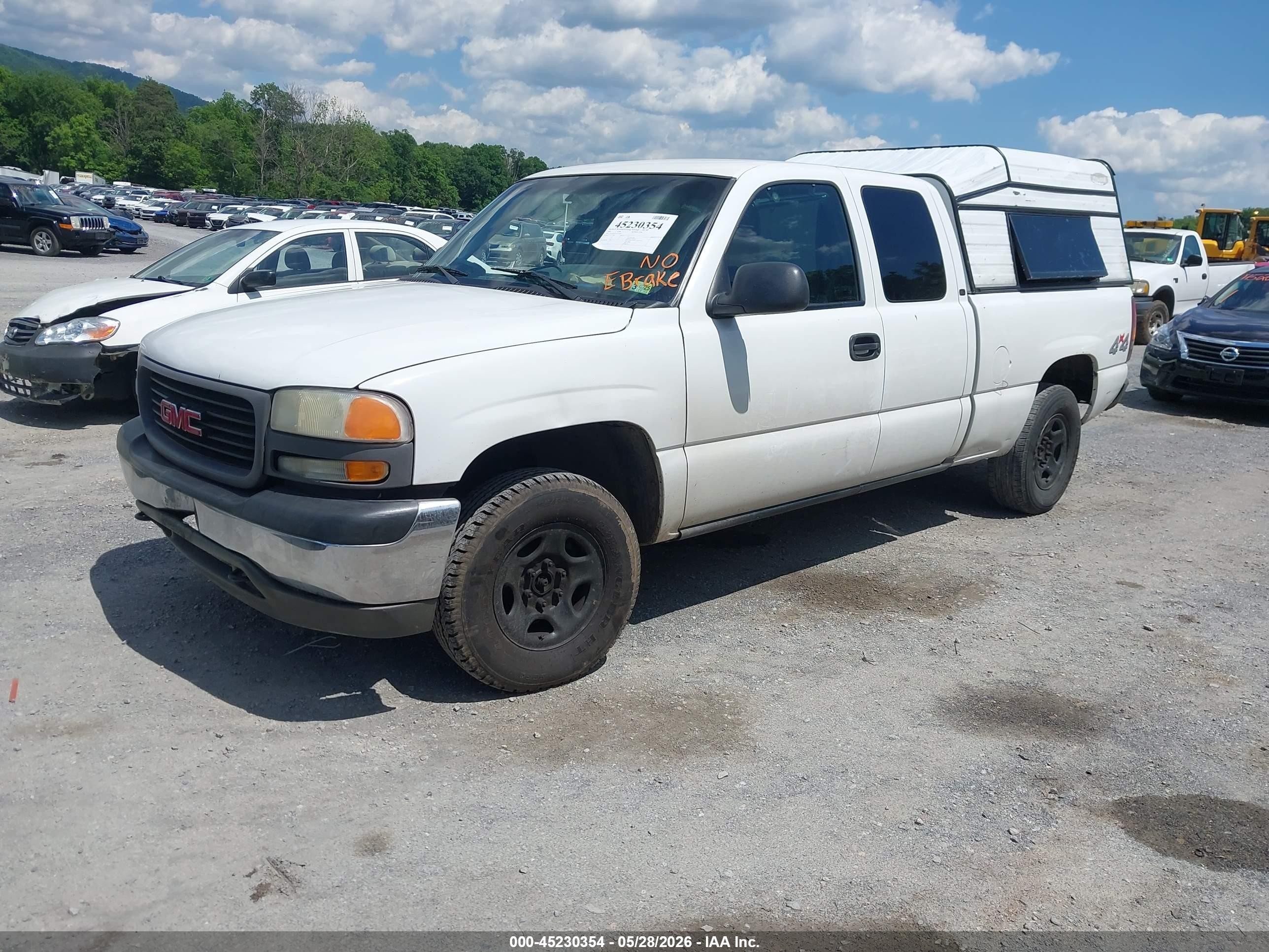 2001 Gmc Sierra 1500 Sl White vin: 1GTEK19V81Z319423