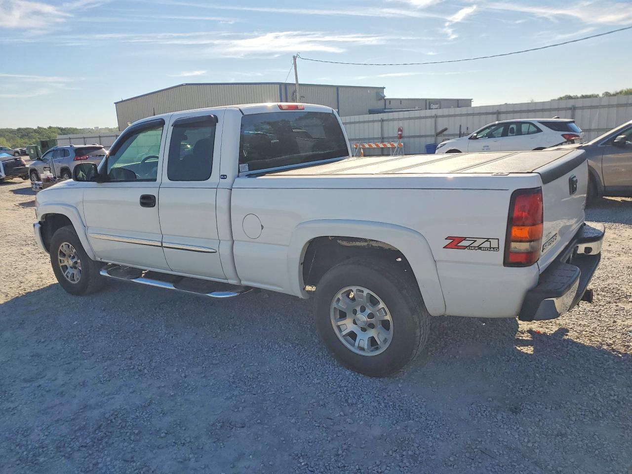 2005 Gmc New Sierra K1500 Белый vin: 1GTEK19Z05Z233922