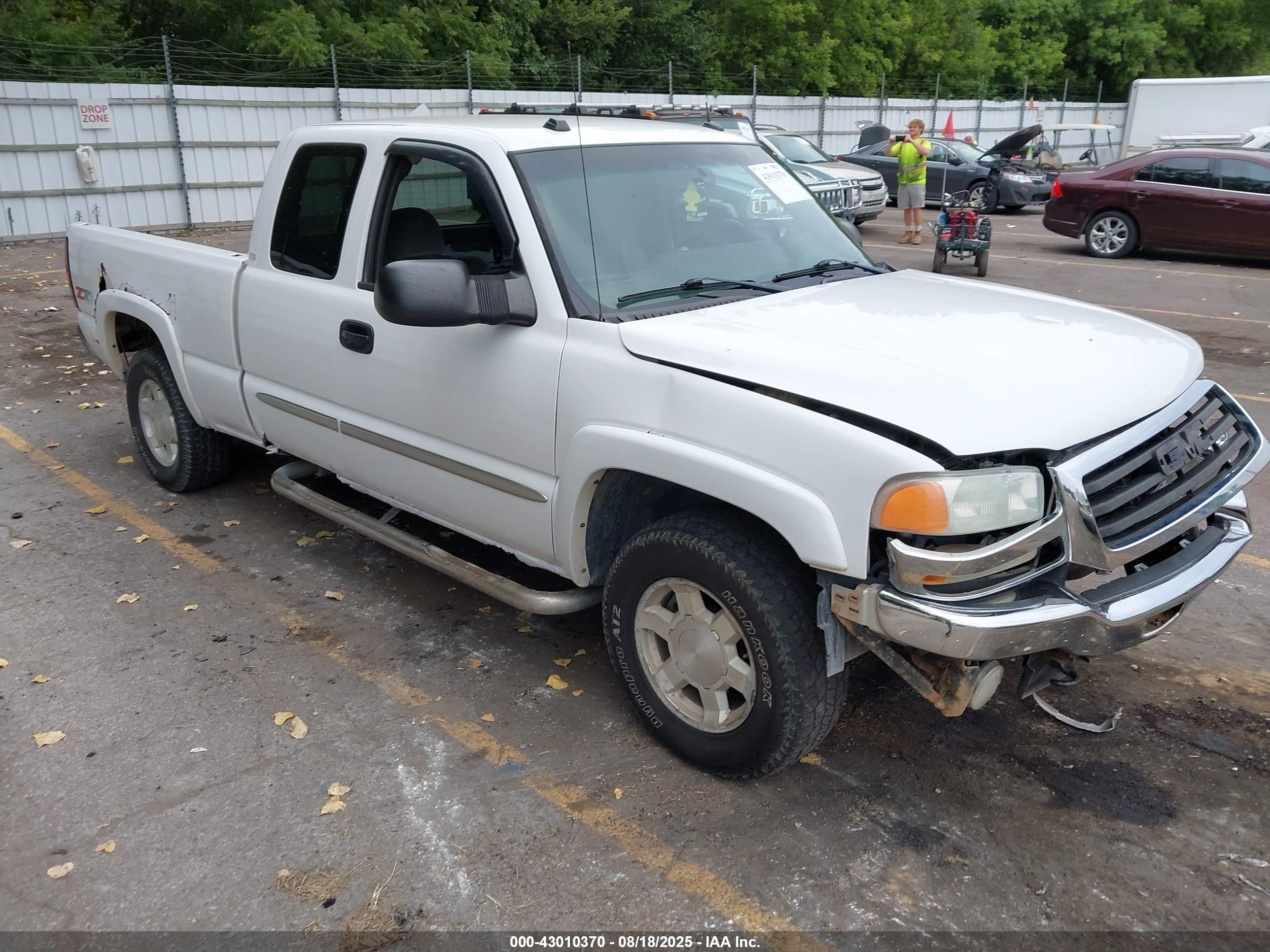 2005 Gmc Sierra 1500 Sle White vin: 1GTEK19Z45Z157380