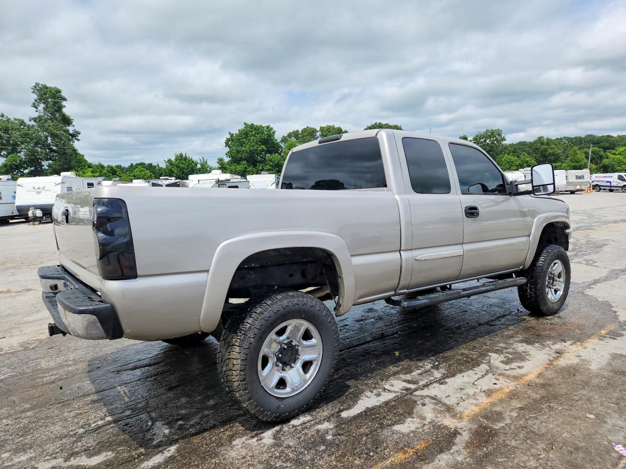 2005 Gmc New Sierra K1500 Cream vin: 1GTEK19Z55Z100802