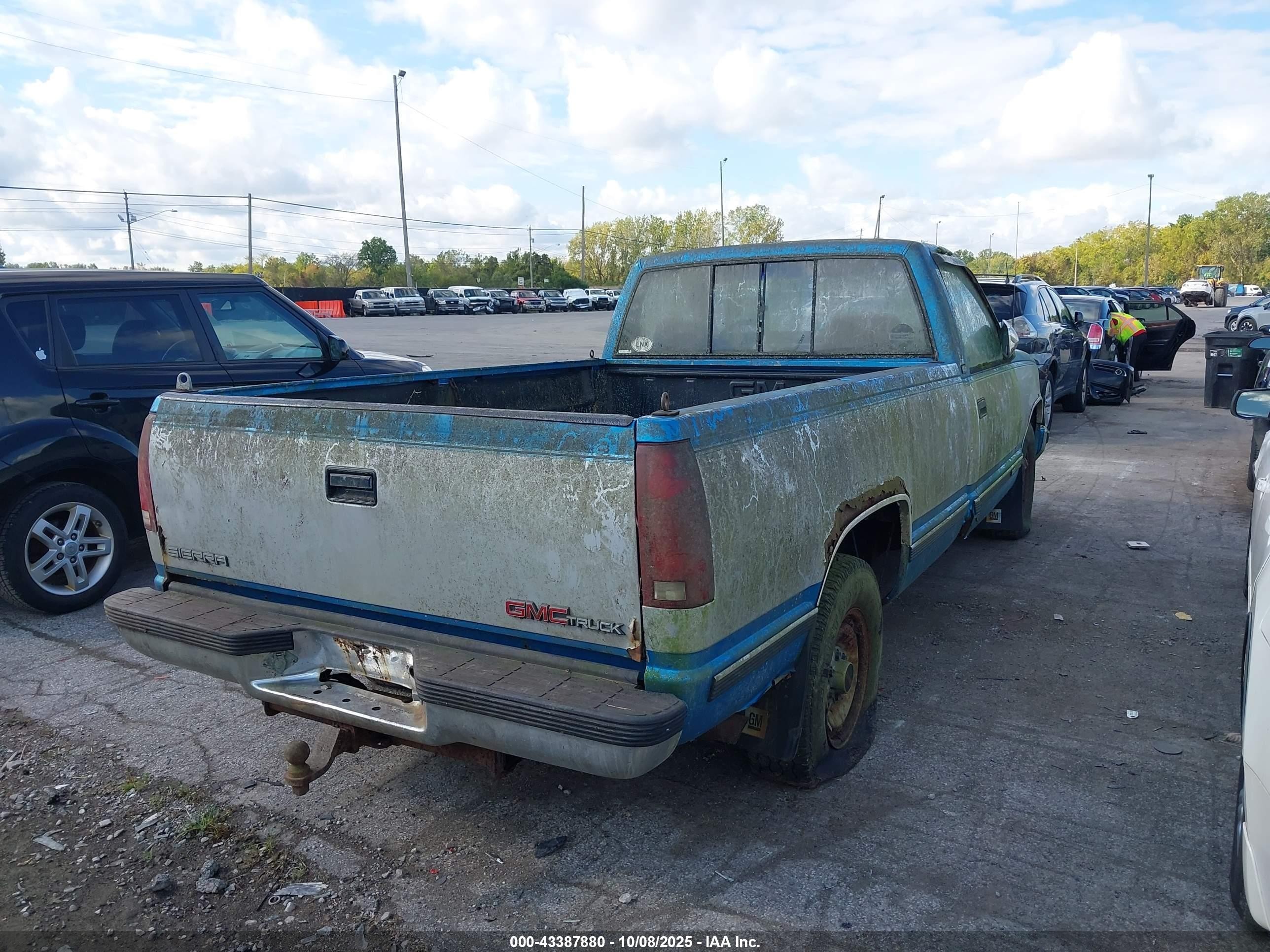 1992 Gmc Sierra C2500 Синий vin: 1GTFC24K0NE534960