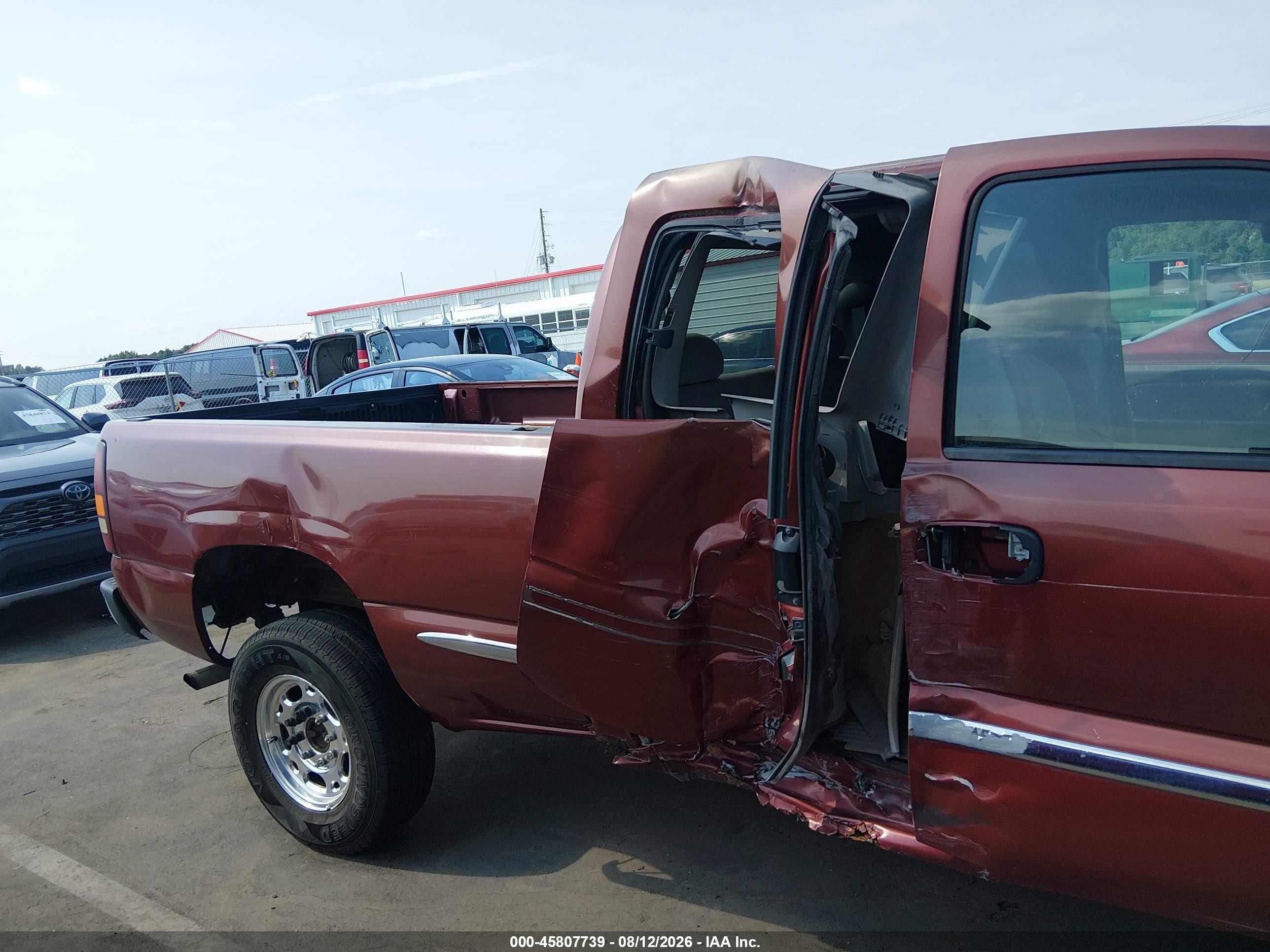 2000 Gmc Sierra 2500 Sle Red vin: 1GTFC29U4YZ105828