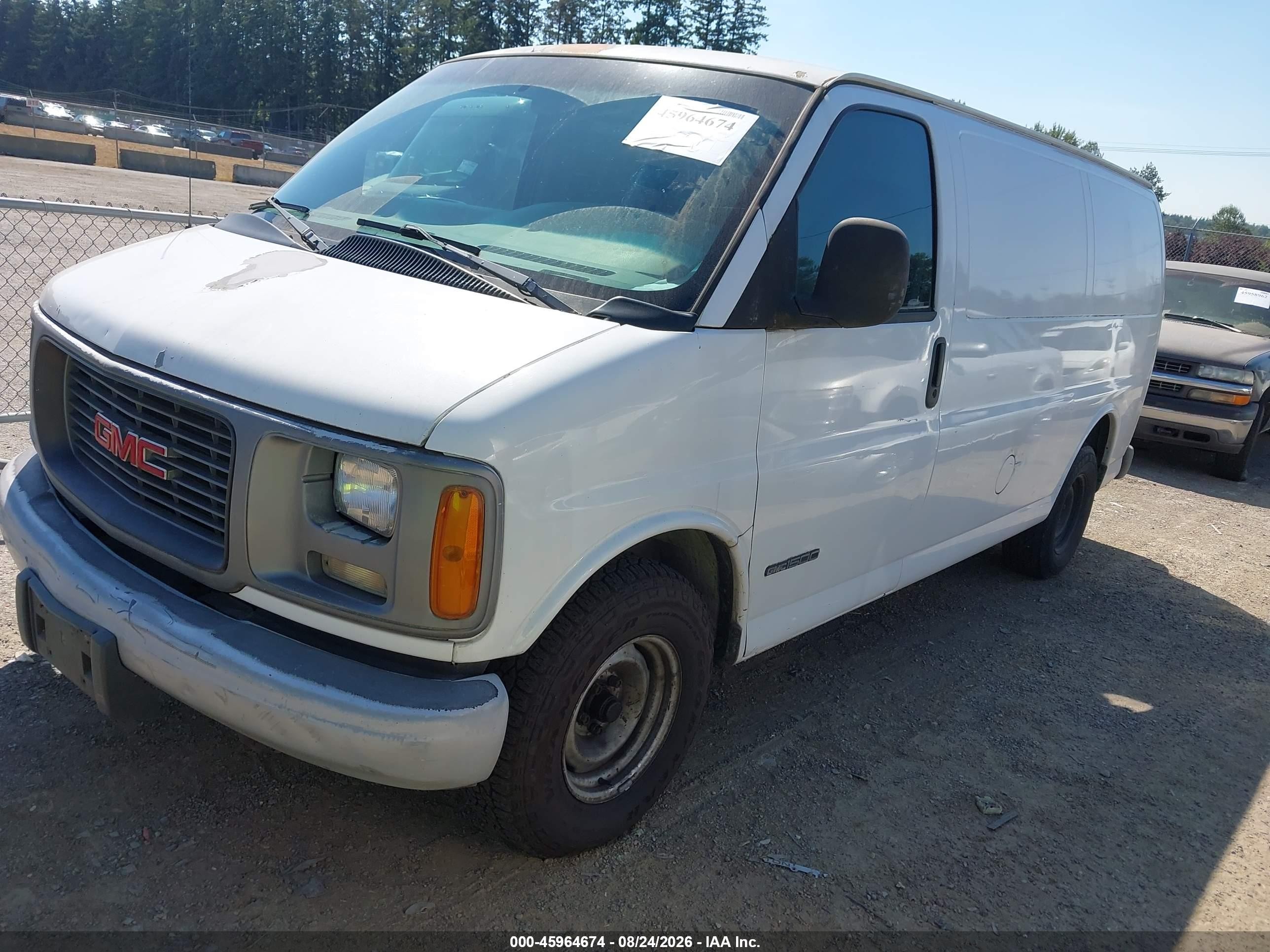 1998 Gmc Savana Standard White vin: 1GTFG15W8W1072589