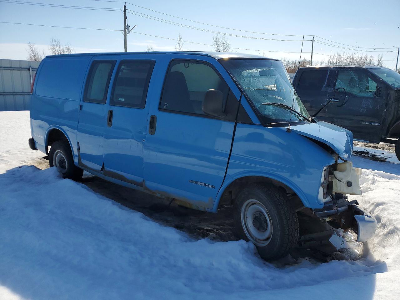 2002 Gmc Savana G2500 Blue vin: 1GTFG25M621105247