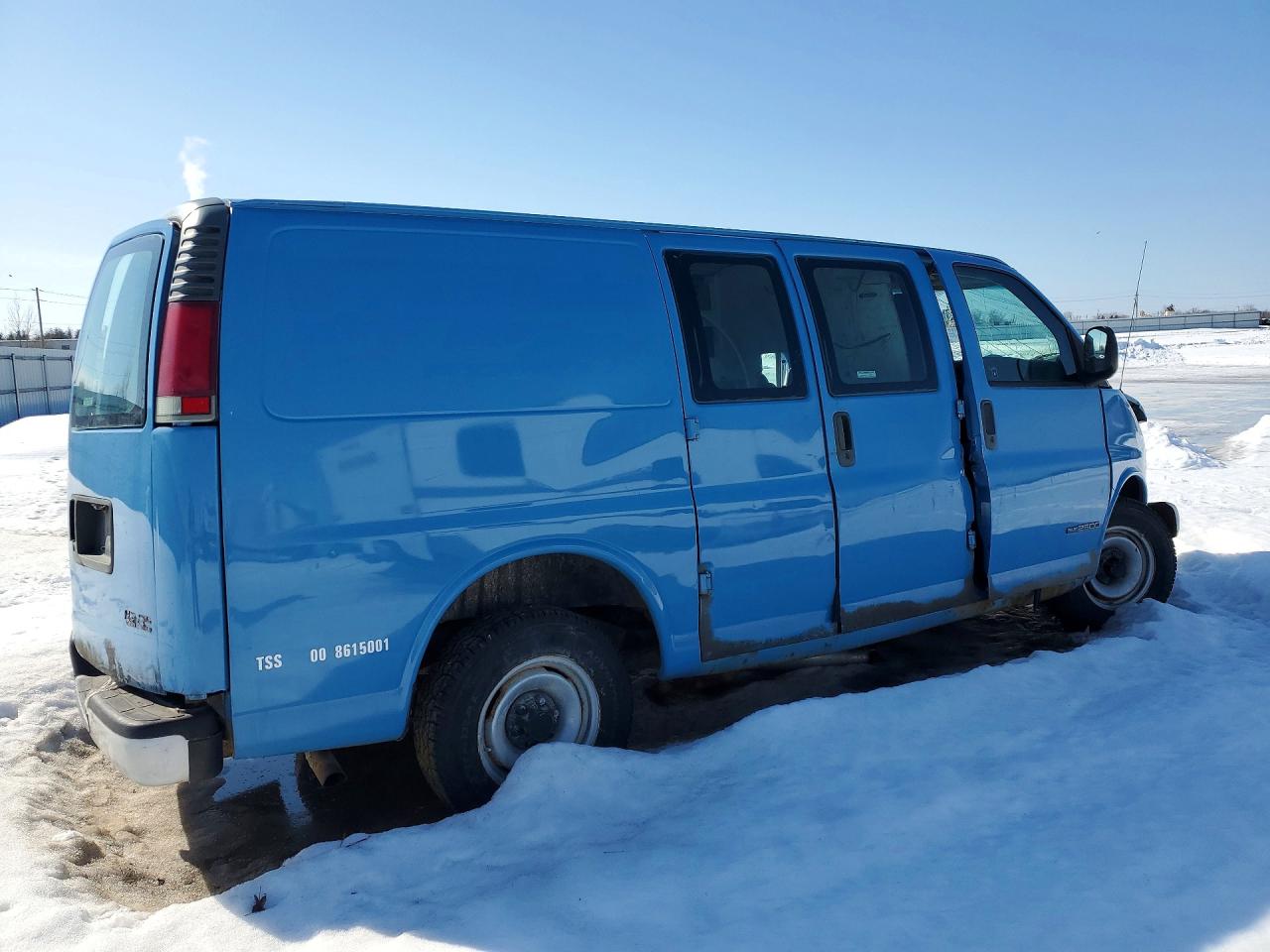 2002 Gmc Savana G2500 Blue vin: 1GTFG25M621105247