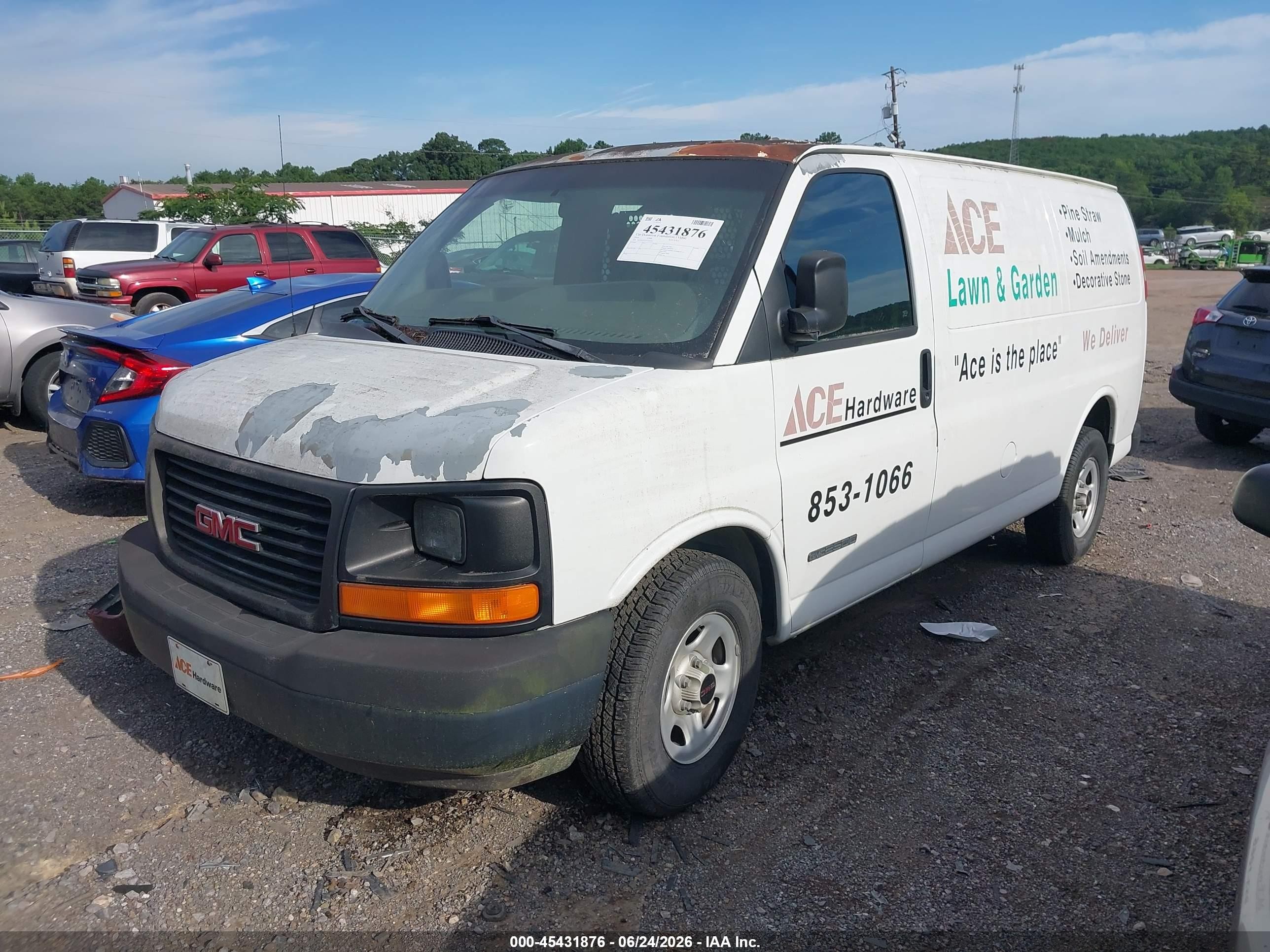2003 Gmc Savana Standard White vin: 1GTFG25T331101522