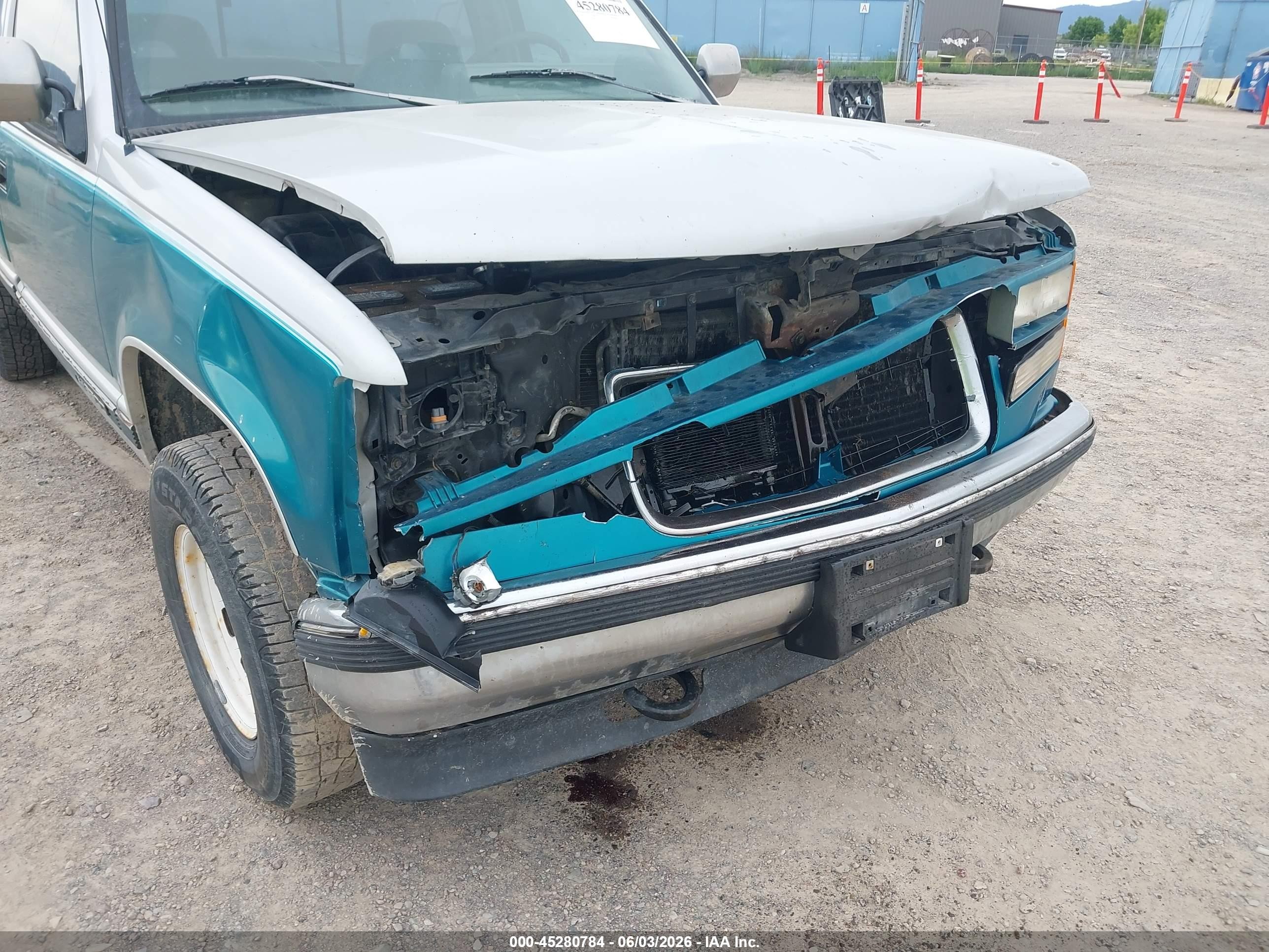 1994 Gmc Sierra K2500 Green vin: 1GTFK24K8RE534634