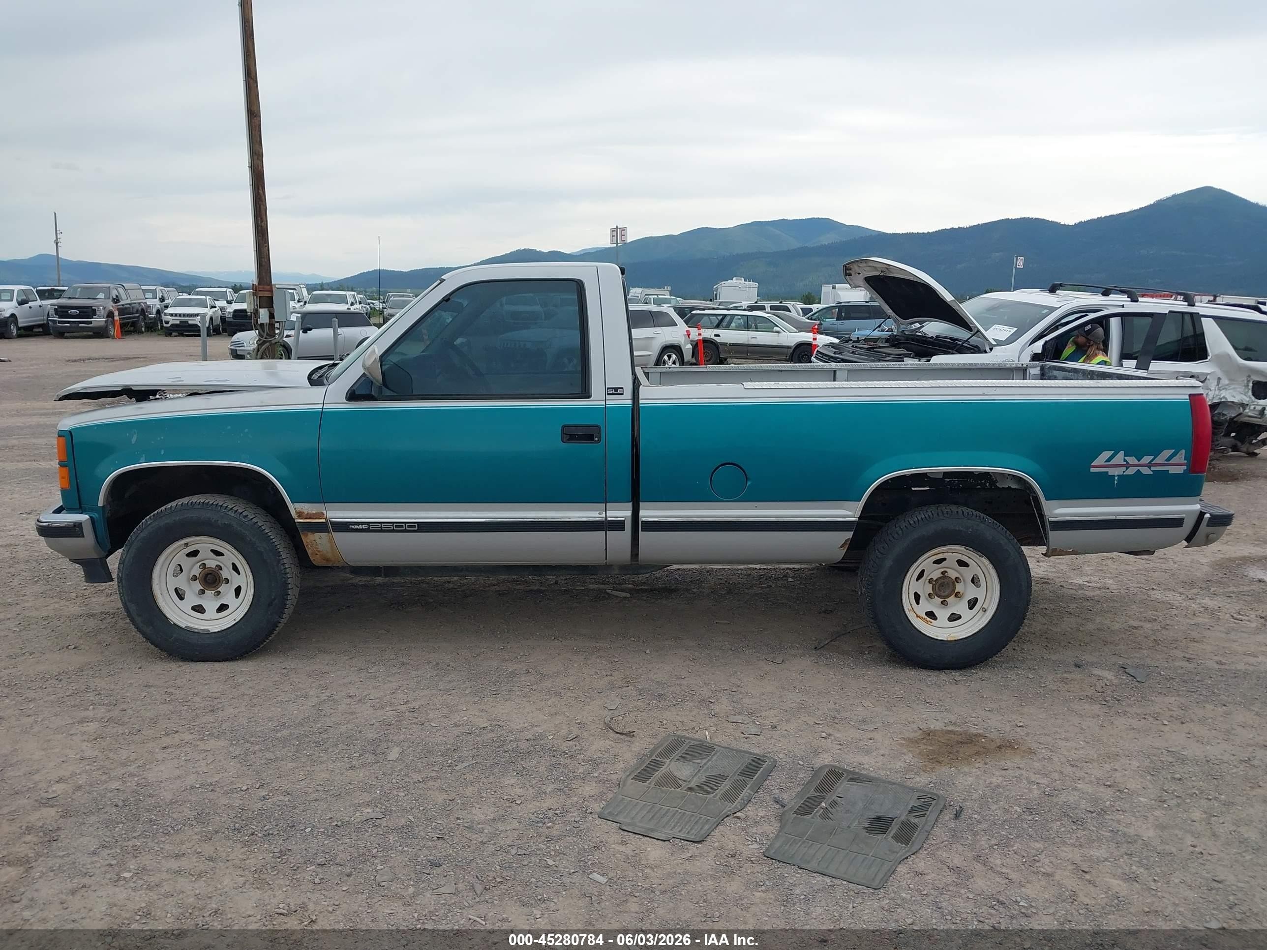 1994 Gmc Sierra K2500 Green vin: 1GTFK24K8RE534634