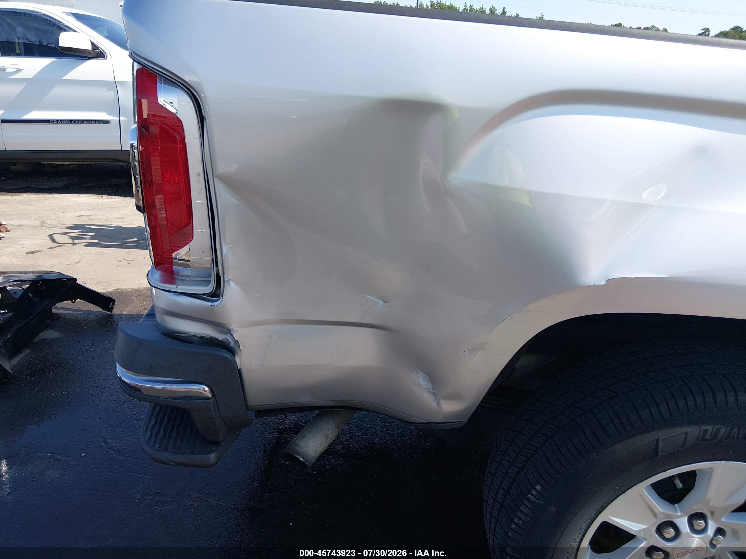 2015 Gmc Canyon 2wd Sle Silver vin: 1GTG5BE35F1235950