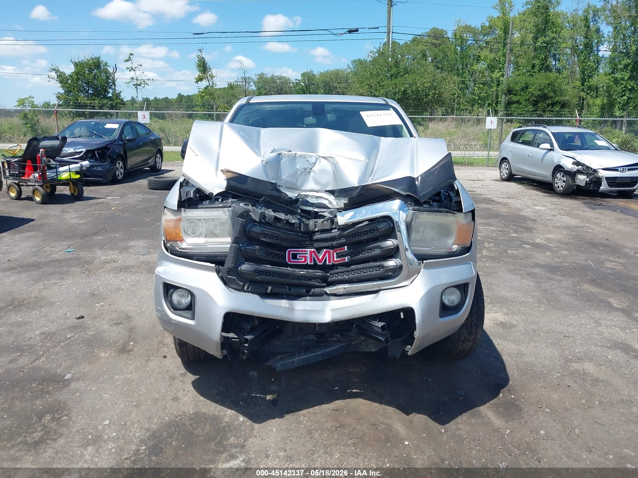 2016 Gmc Canyon Серебряный vin: 1GTG5BEA3G1315392